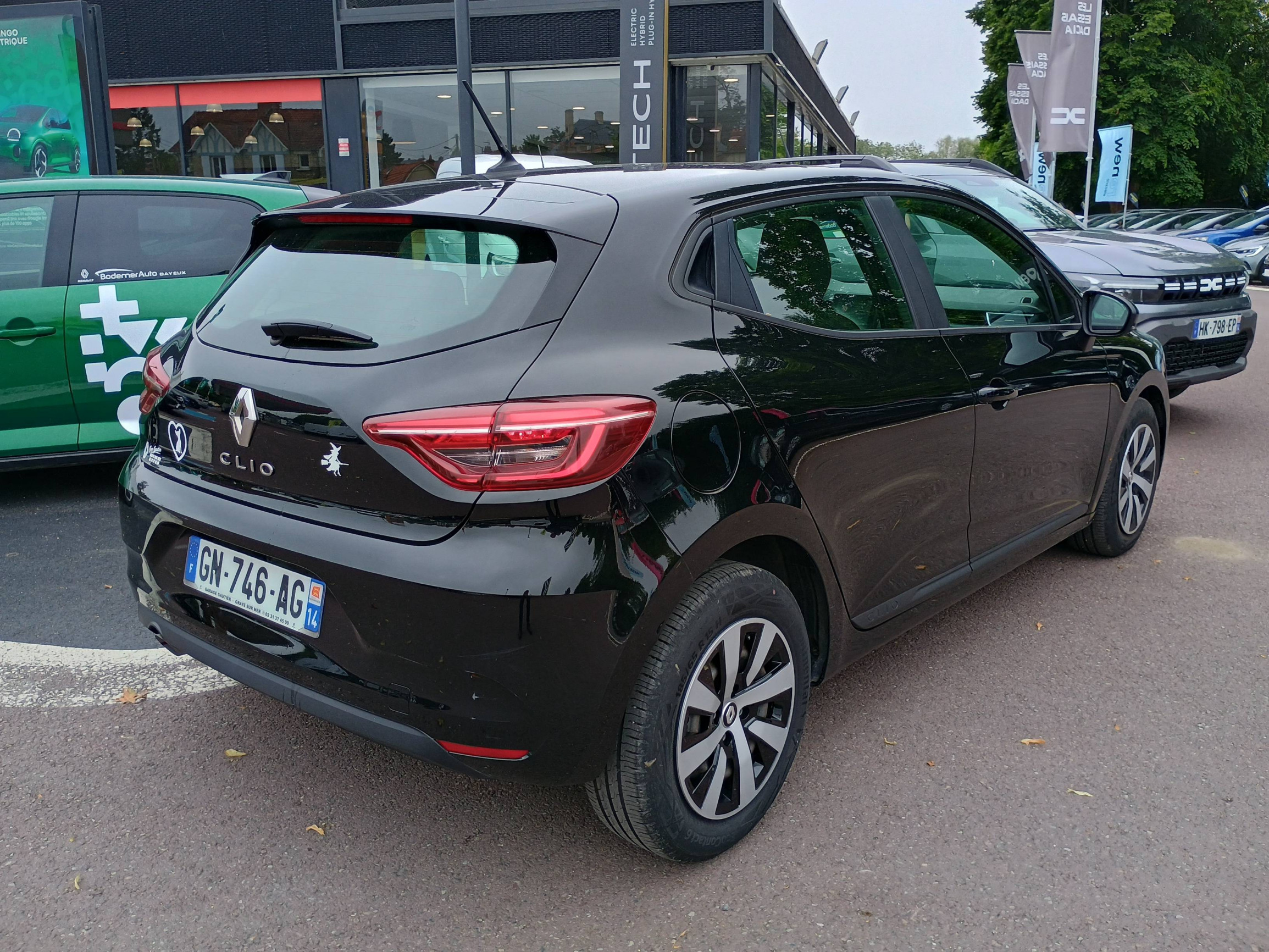 Vente en ligne Renault Clio 5 Clio TCe 90 au prix de 13 990 €