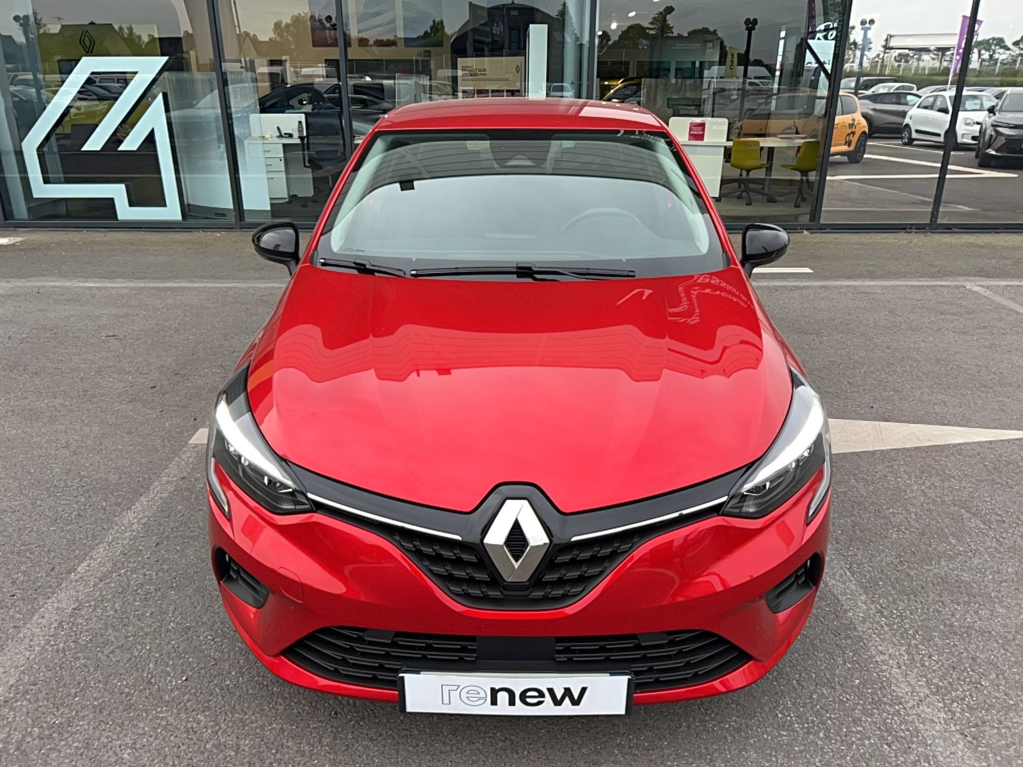 Vente en ligne Renault Clio 5 Clio TCe 90 au prix de 13 690 €