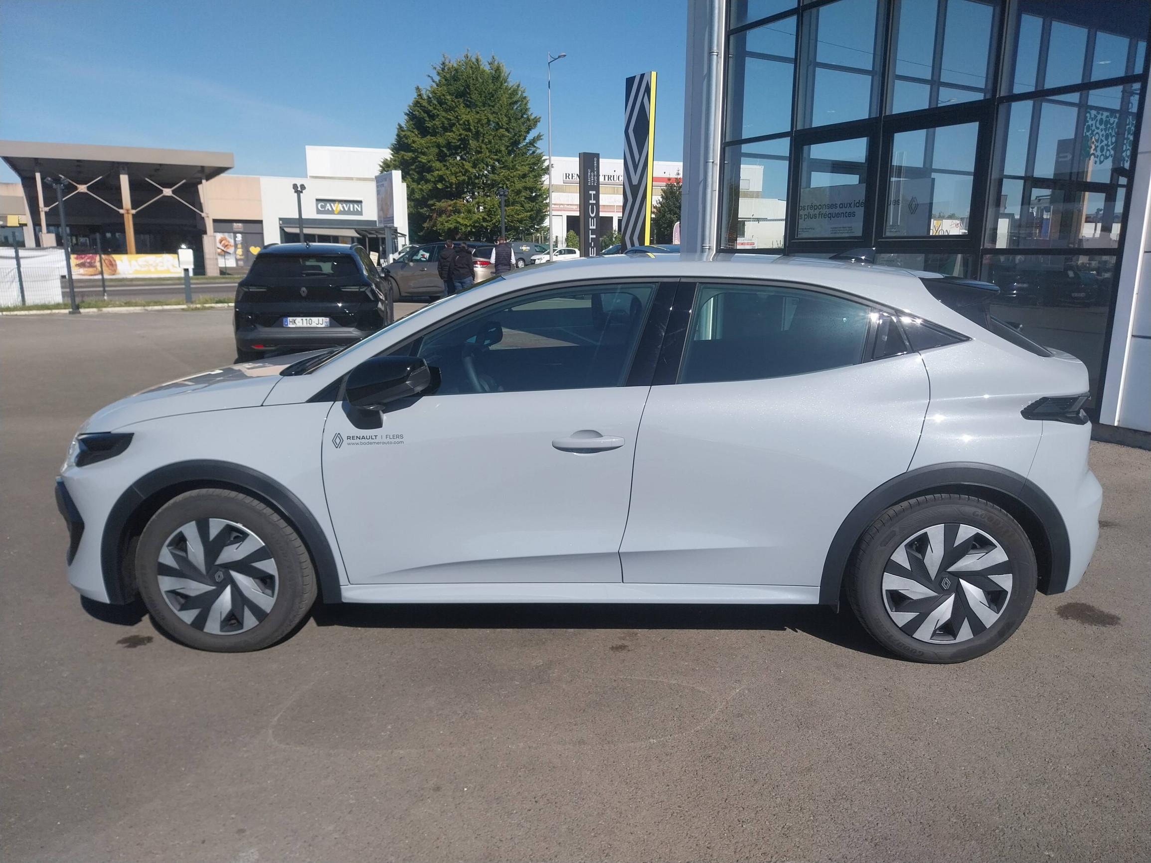 Vente en ligne Renault Clio 6 Clio E-Tech full hybrid 160 ch au prix de 24 980 €