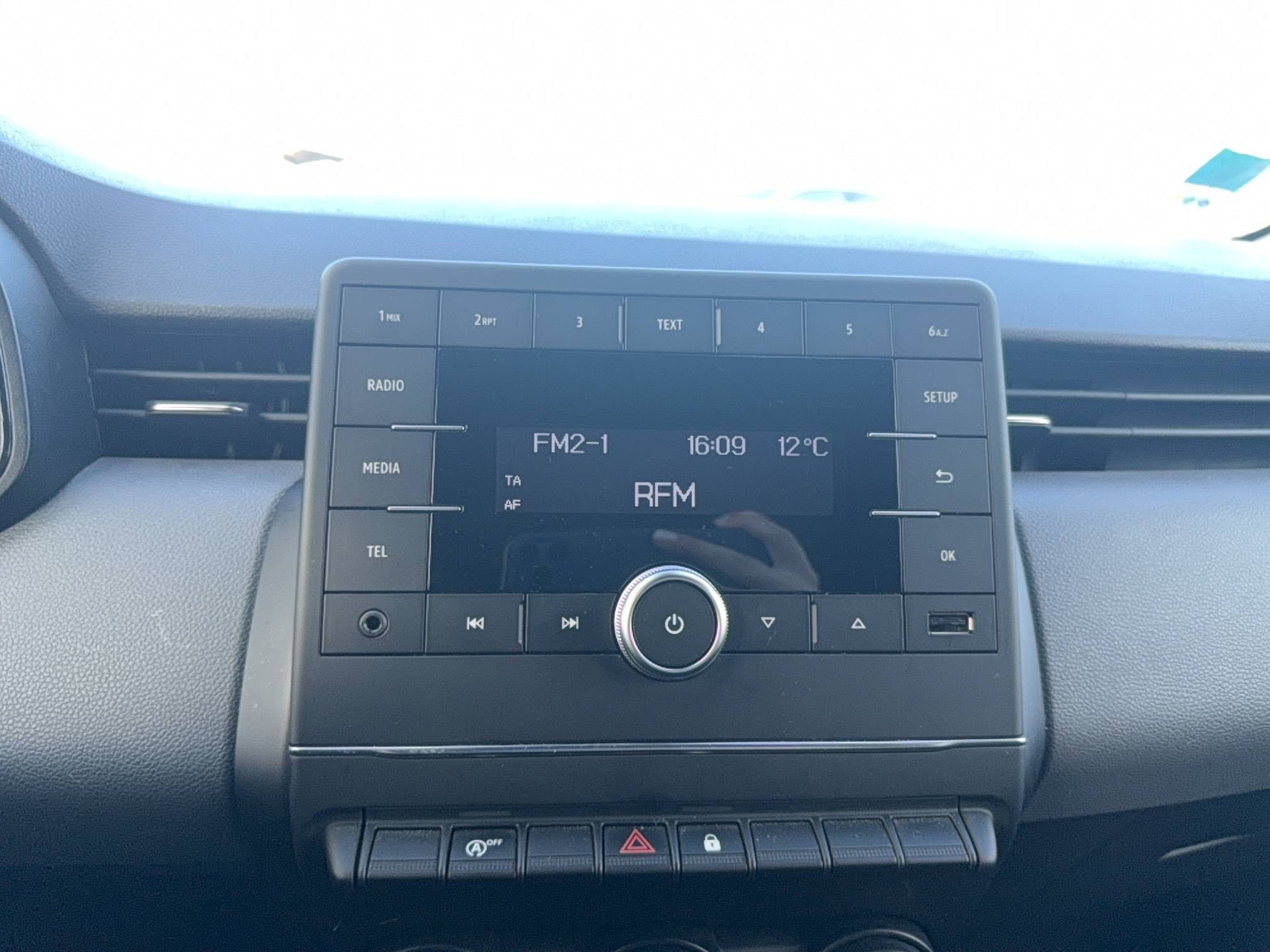 Vente en ligne Renault Clio 5 Clio SCe 65 au prix de 12 990 €