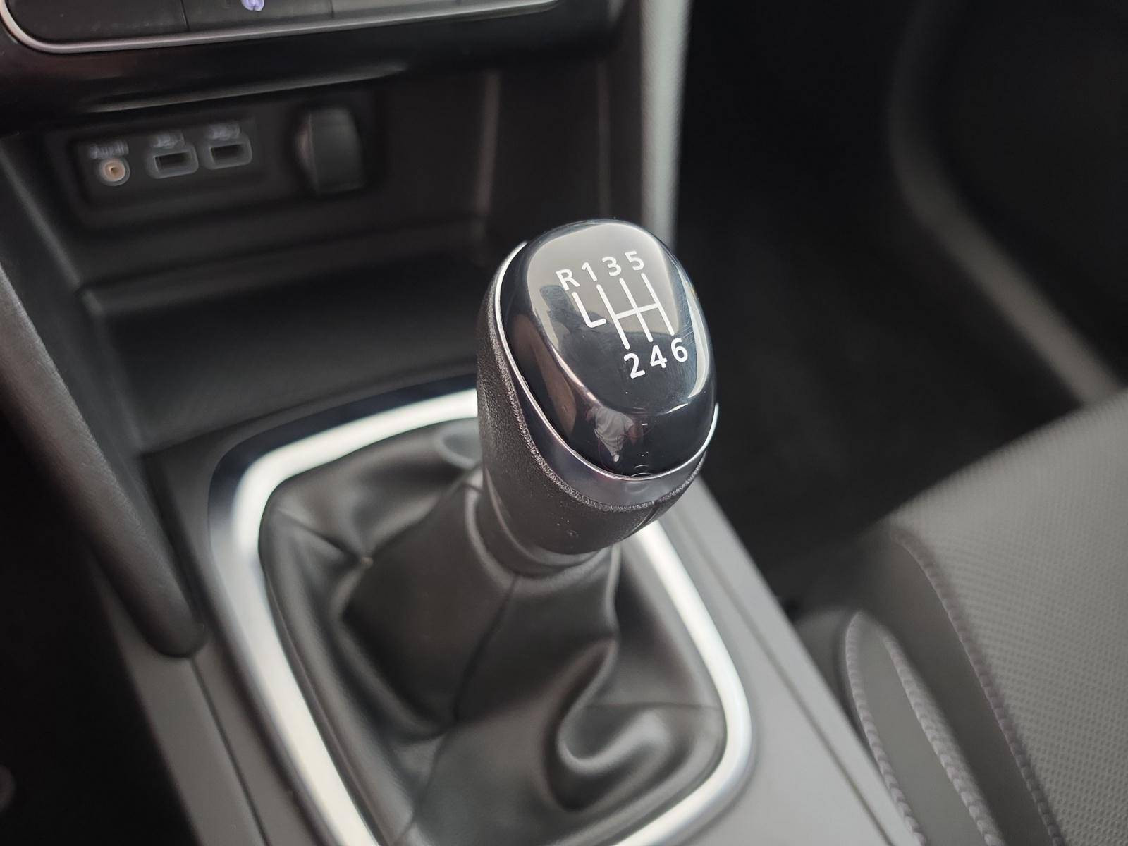 Vente en ligne Renault Megane 4  TCe 140 au prix de 16 490 €