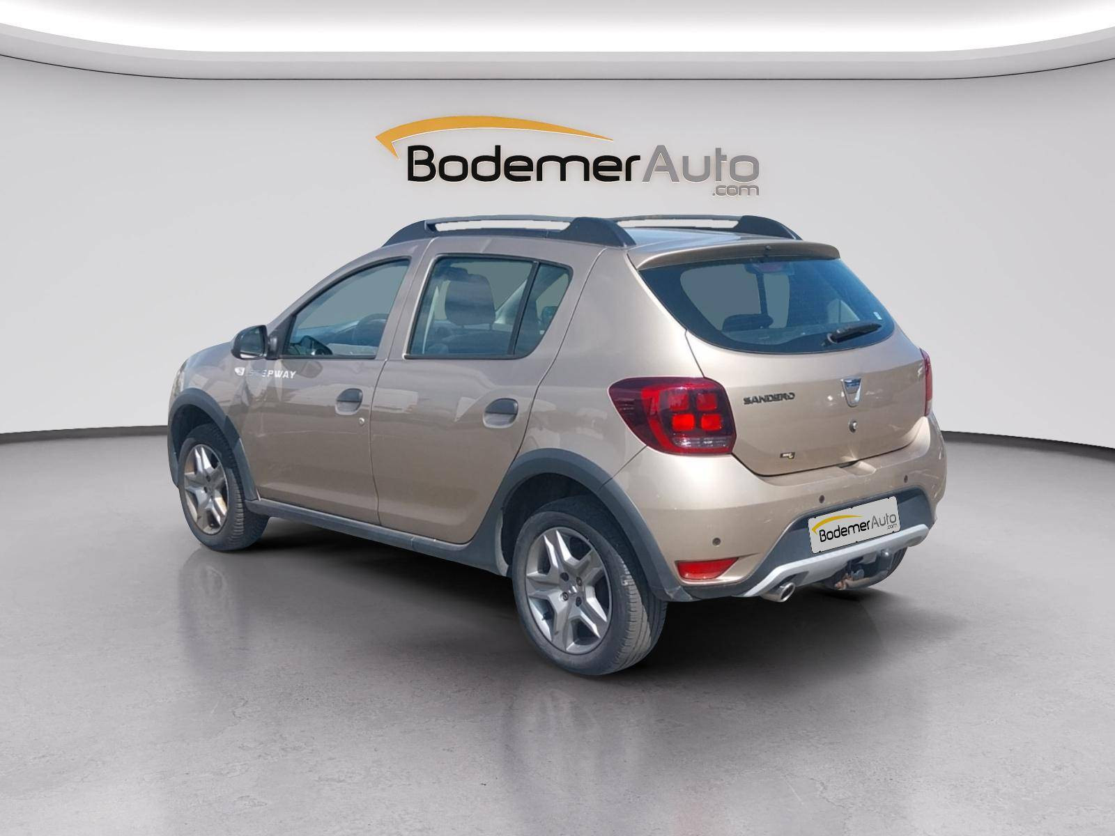 Vente en ligne Dacia Sandero  TCe 100 au prix de 11 580 €