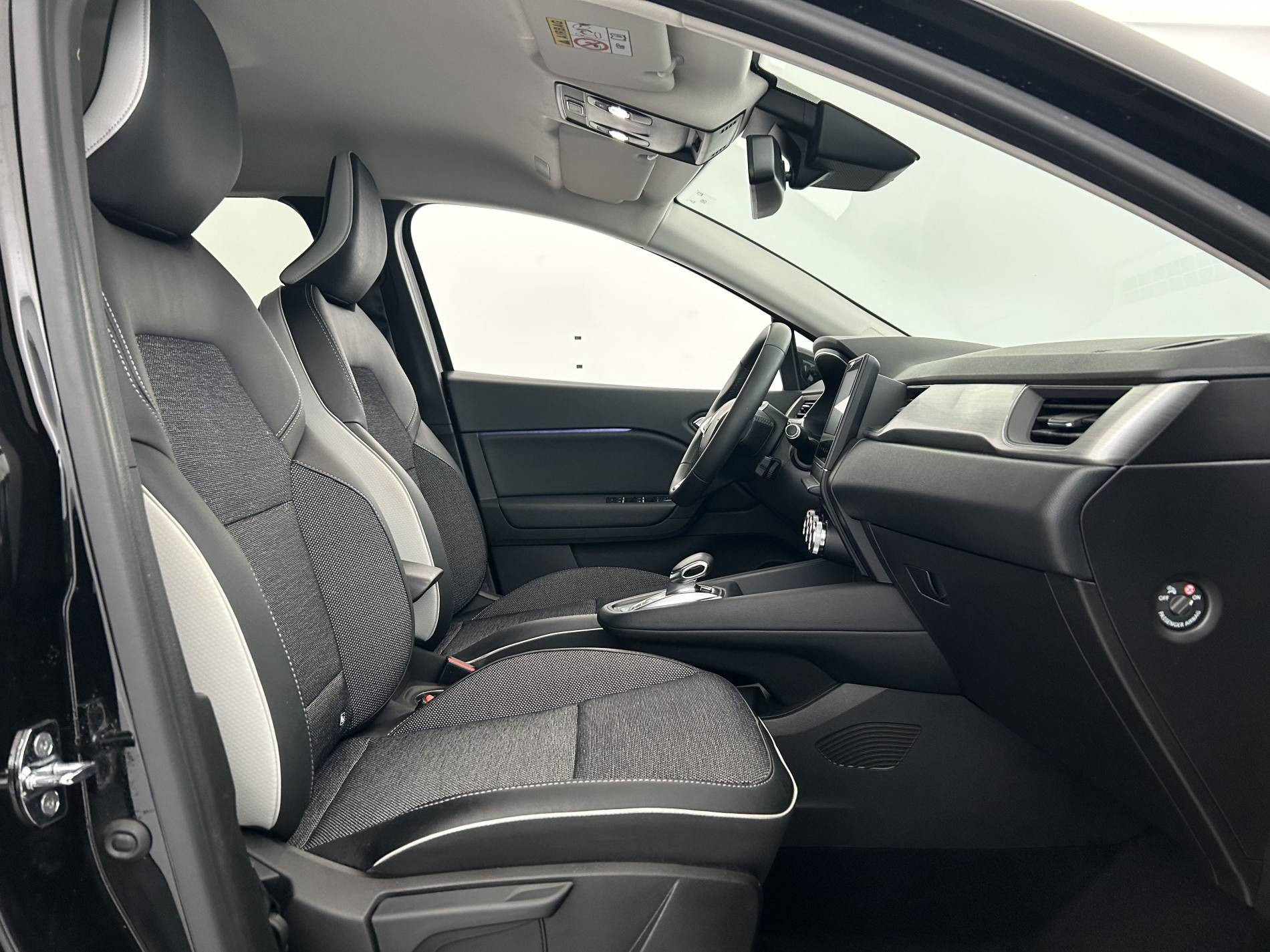 Vente en ligne Renault Captur  E-Tech Plug-in 160 au prix de 15 500 €