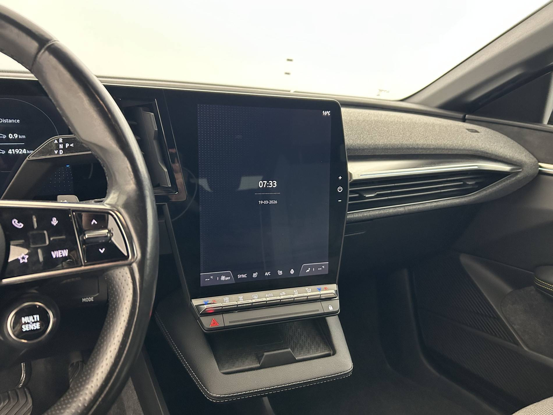 Vente en ligne Renault Megane E-Tech  EV60 220 ch super charge au prix de 23 990 €