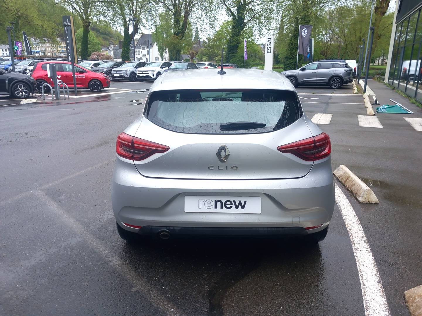 Vente en ligne Renault Clio 5 Clio TCe 90 au prix de 13 990 €