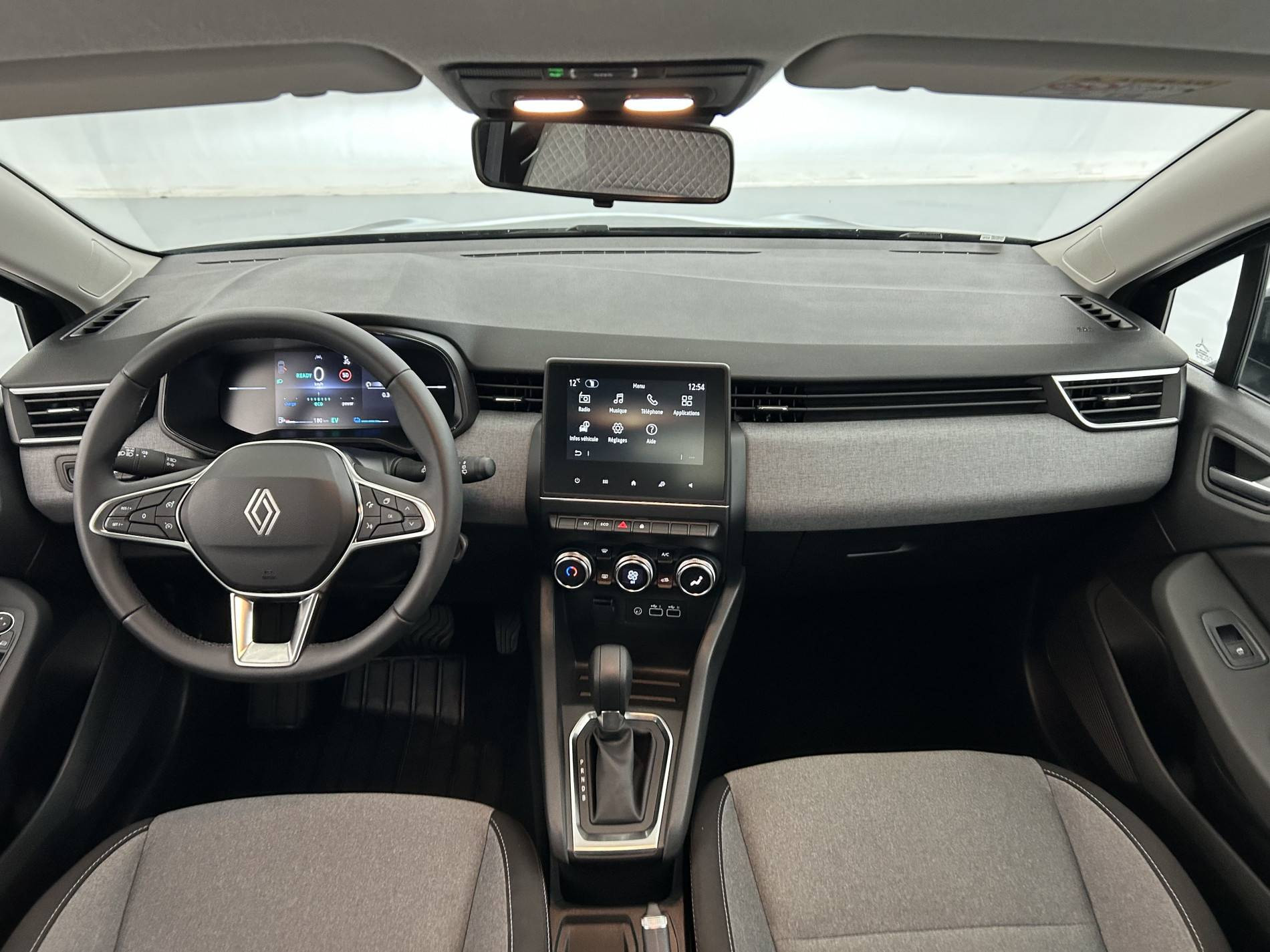 Vente en ligne Renault Clio 5 Clio E-Tech full hybrid 145 ch GSR2 au prix de 19 590 €