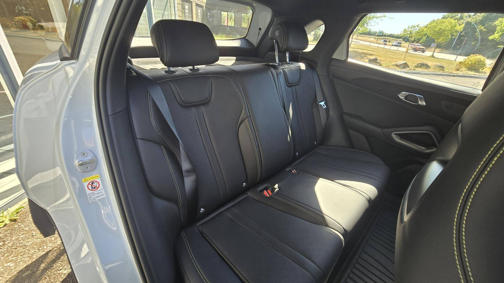 Vente en ligne Byd Atto 2  45.1 kWh 177 ch au prix de 25 990 €