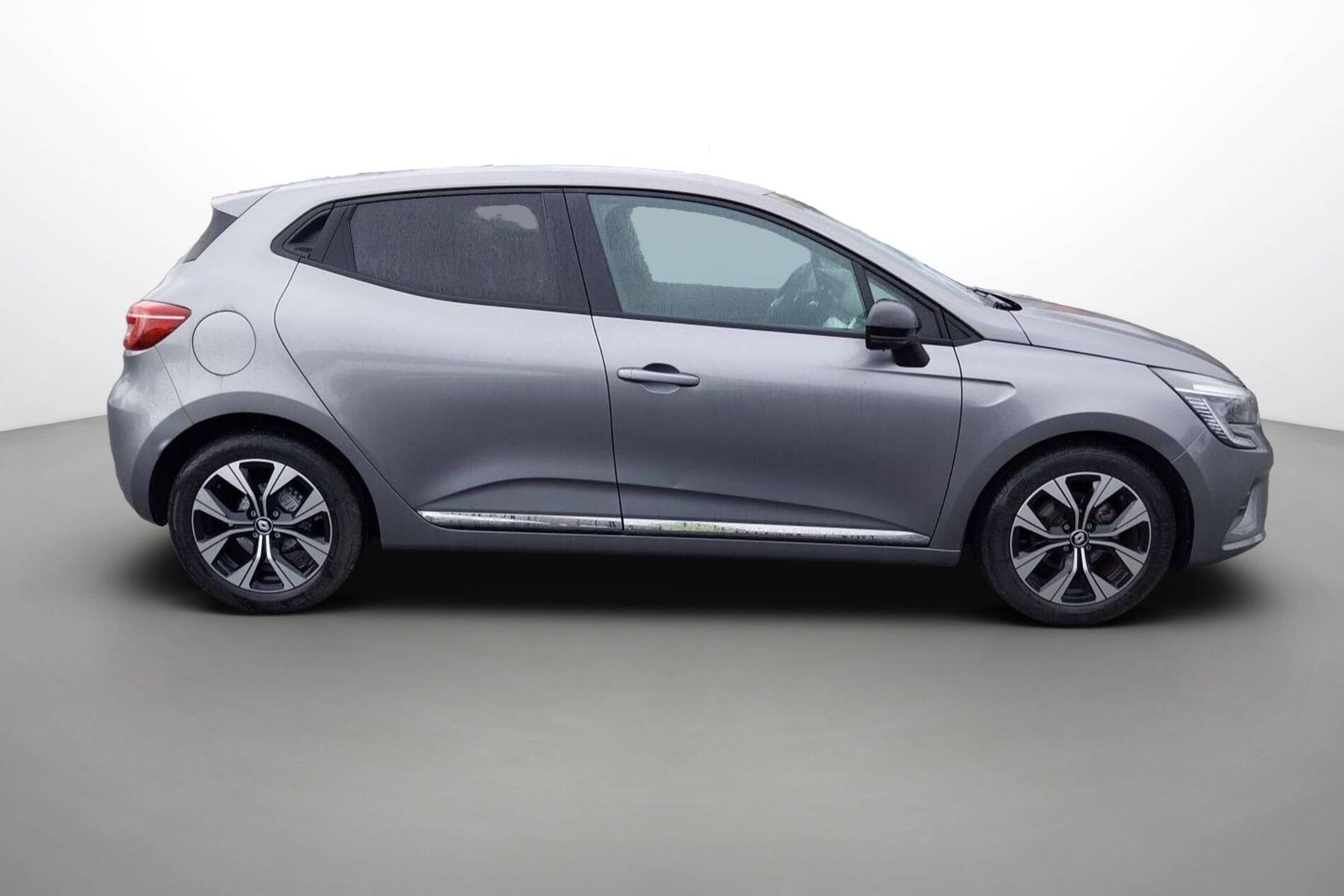 Vente en ligne Renault Clio 5 Clio TCe 90 au prix de 15 490 €