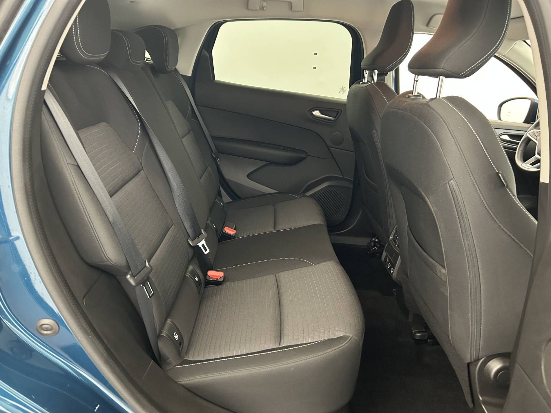 Vente en ligne Renault Arkana  mild hybrid 140 EDC FAP - 22 au prix de 18 790 €