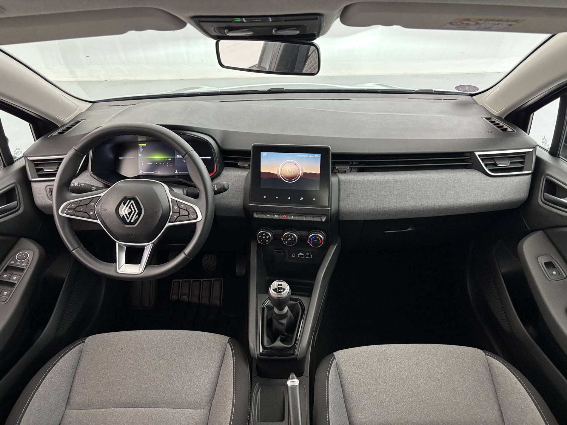 Vente en ligne Renault Clio 5 Clio TCe 90 au prix de 14 990 €