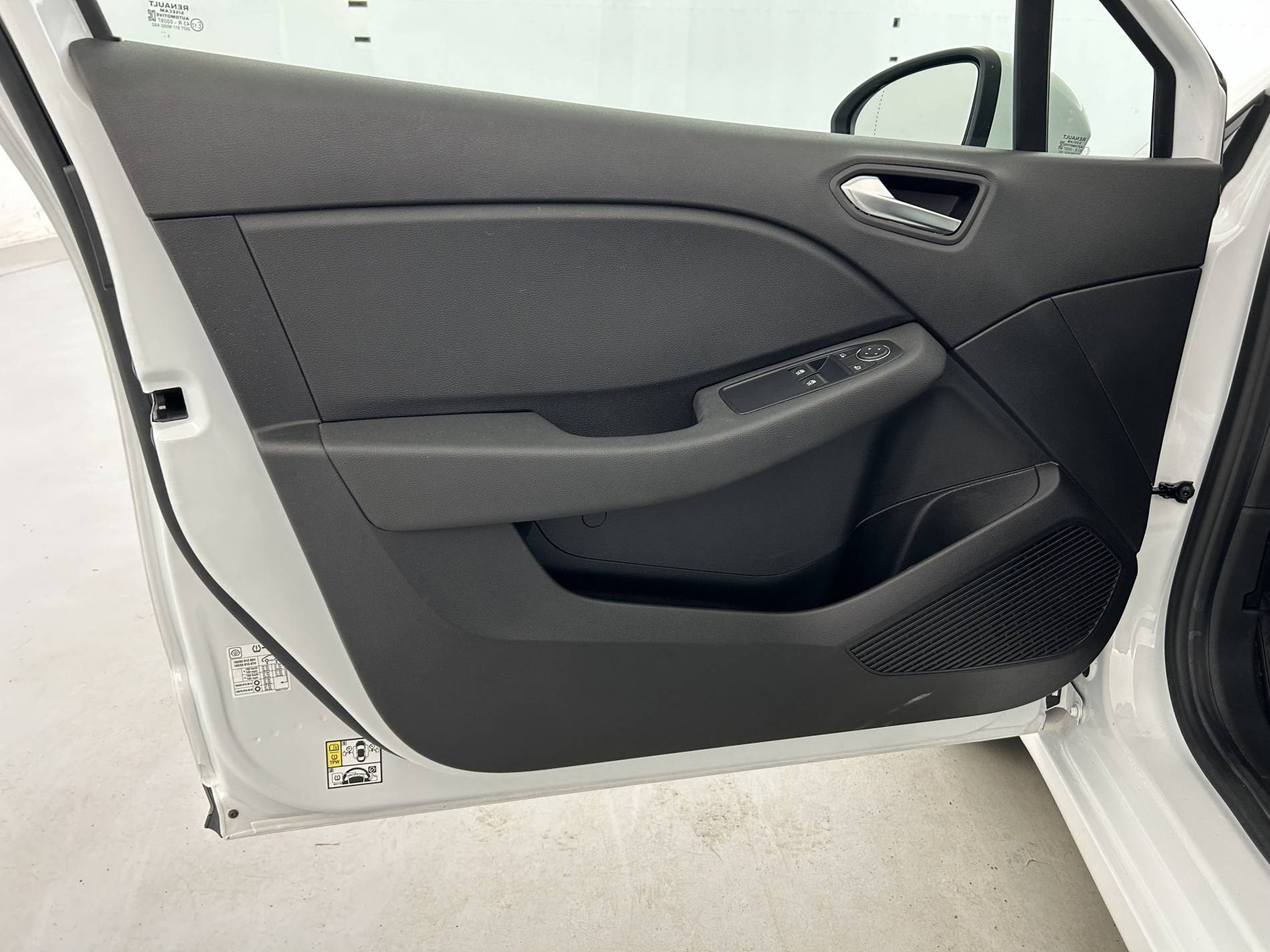 Vente en ligne Renault Clio 5 Clio TCe 90 - 21N au prix de 13 590 €