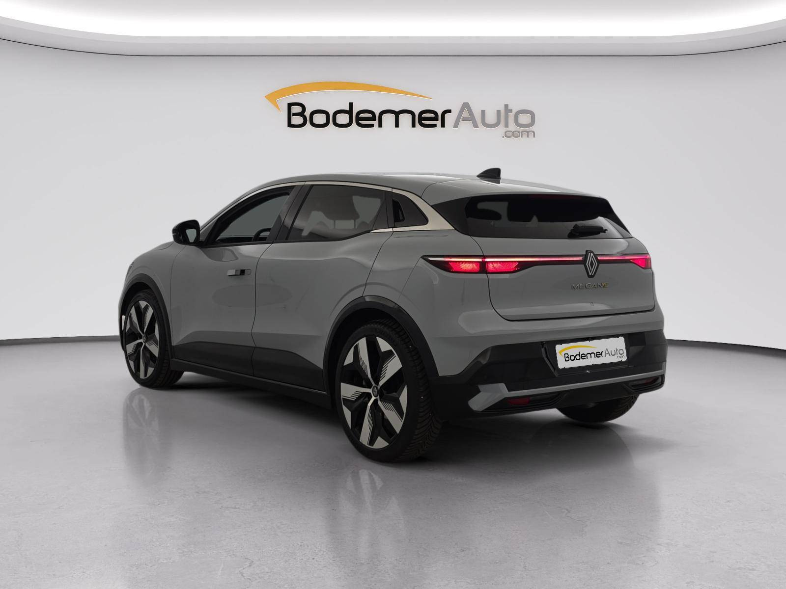 Vente en ligne Renault Megane E-Tech  EV60 220 ch super charge au prix de 24 990 €