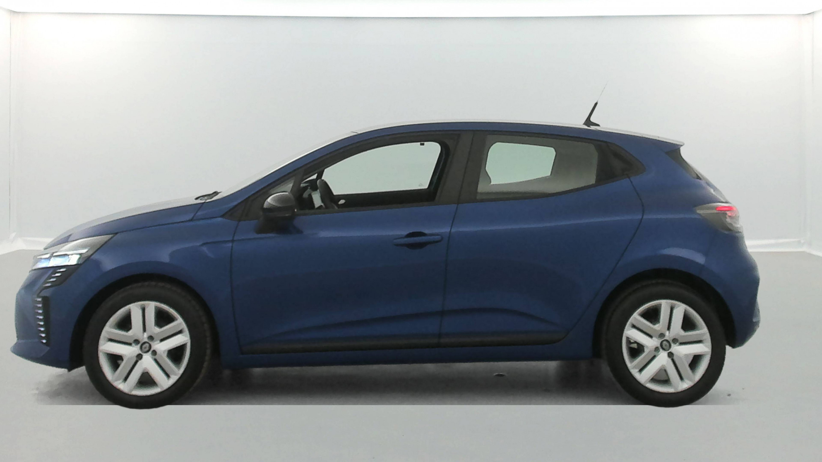 Vente en ligne Renault Clio 5 Clio TCe 90 au prix de 14 490 €