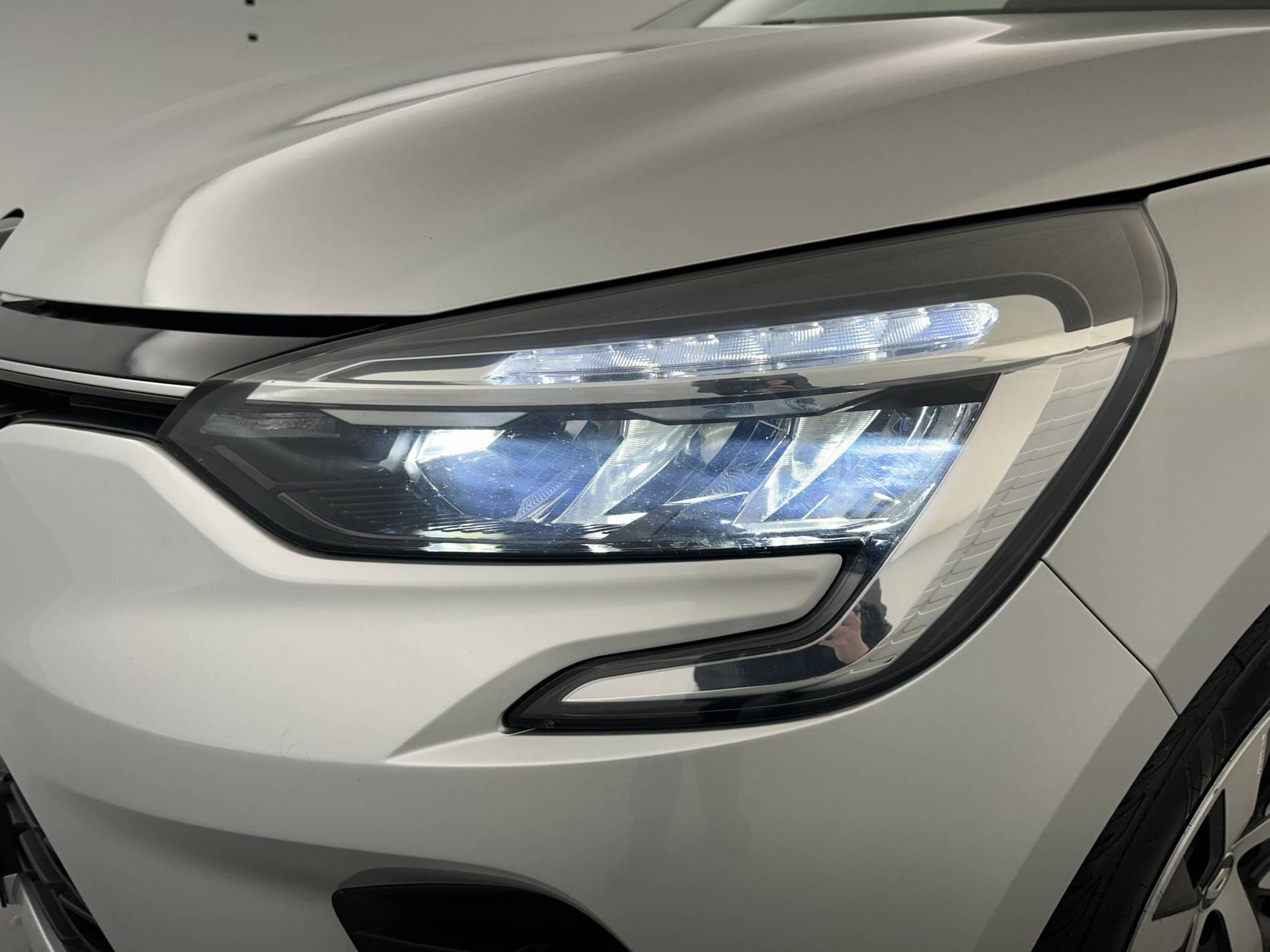 Vente en ligne Renault Clio 5 Clio TCe 90 au prix de 13 990 €