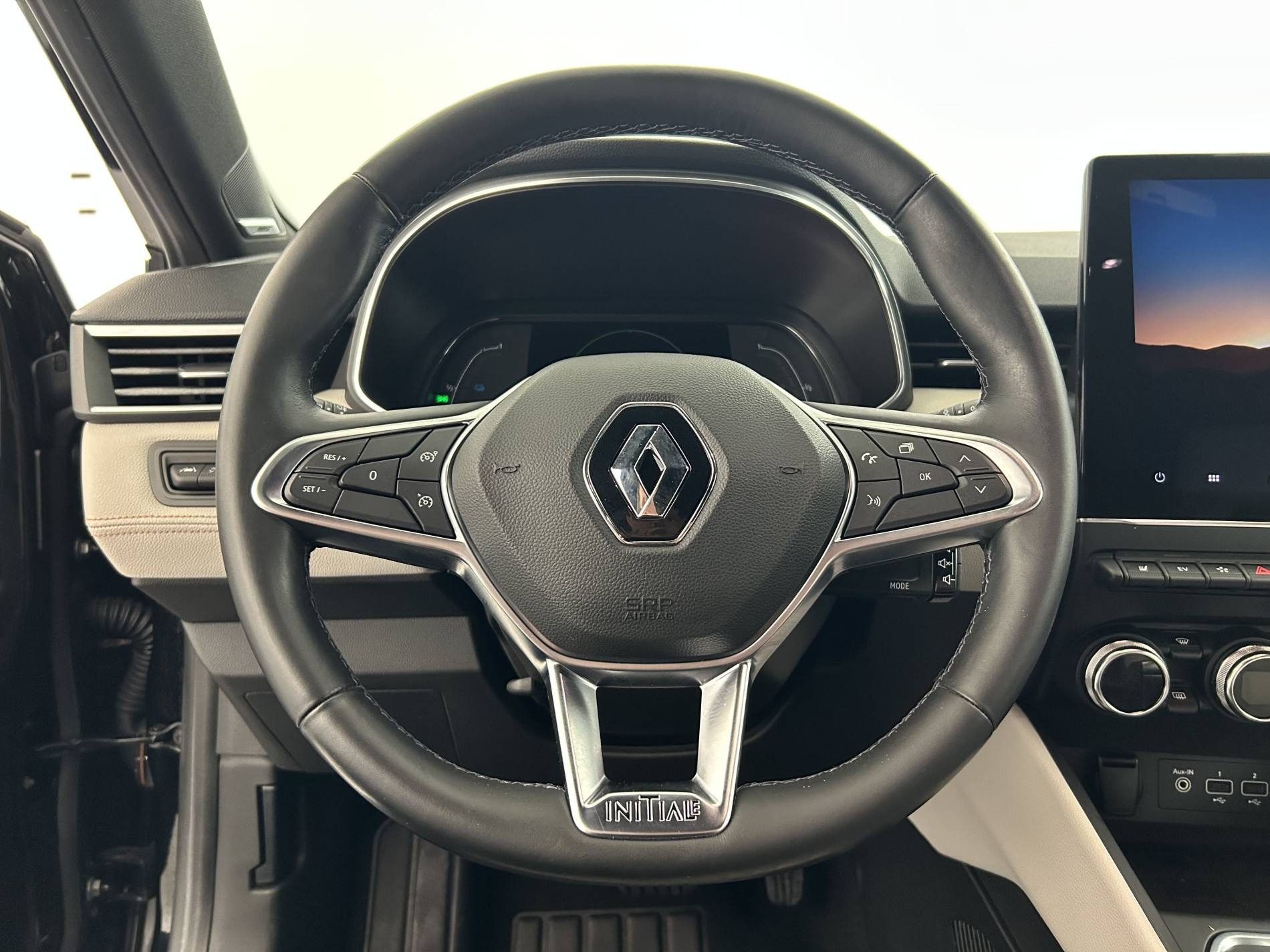Vente en ligne Renault Clio 5 Clio E-Tech 140 - 21N au prix de 18 790 €