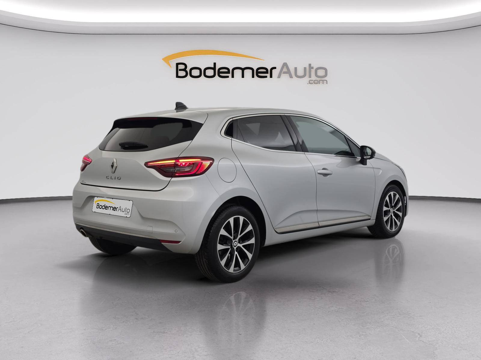 Vente en ligne Renault Clio 5 Clio TCe 90 au prix de 14 490 €