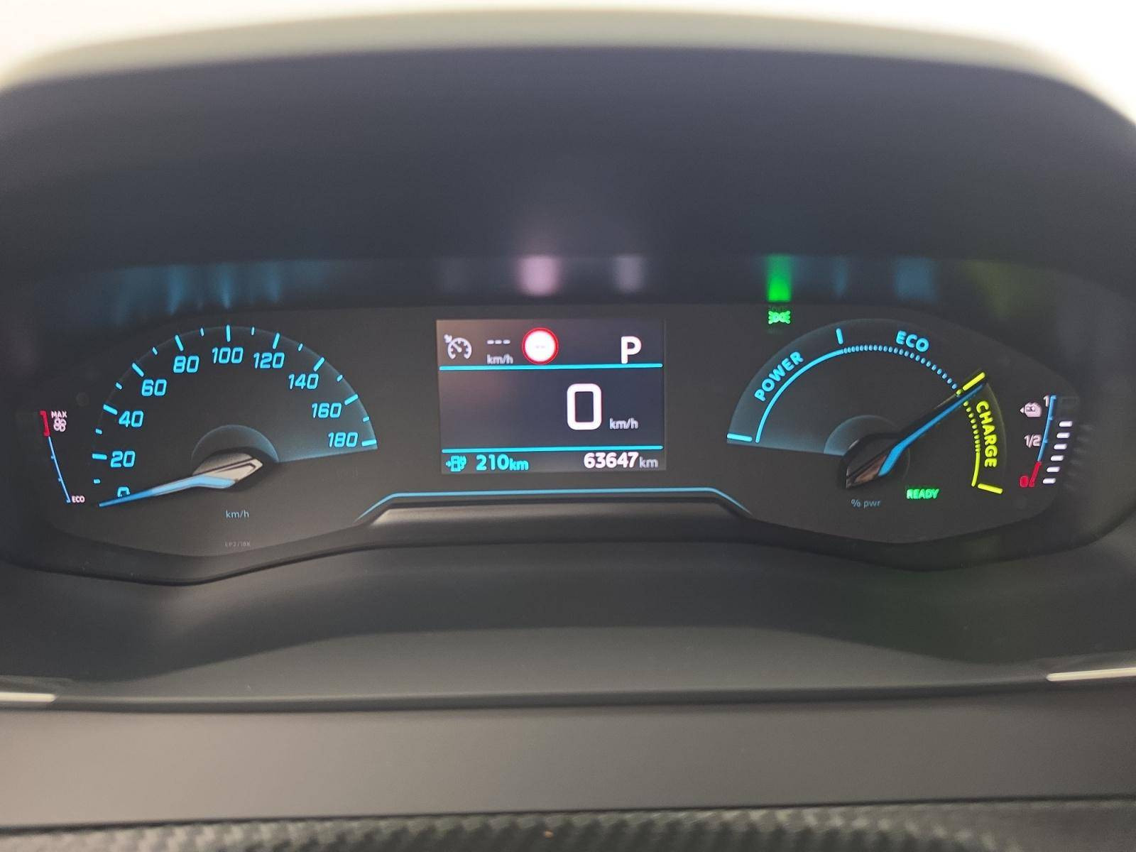 Vente en ligne Peugeot E-208  50 kWh 136ch au prix de 15 900 €