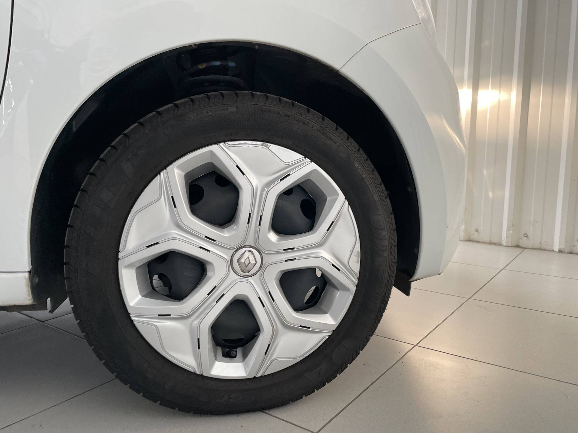 Vente en ligne Renault Twingo 3  SCe 65 - 20 au prix de 10 290 €