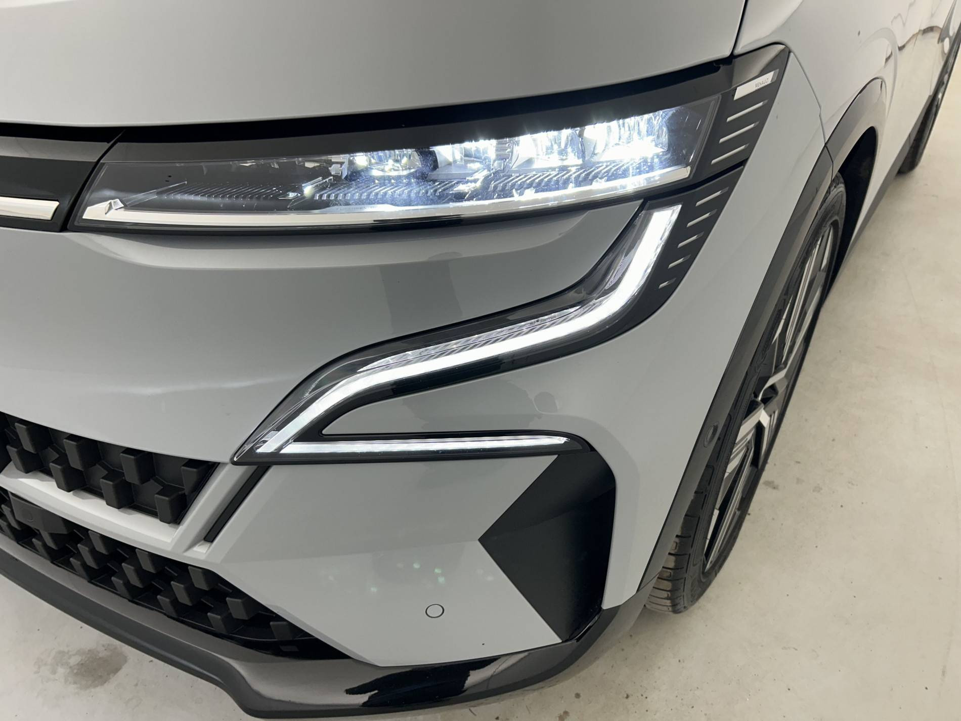 Vente en ligne Renault Megane E-Tech  EV60 220 ch optimum charge au prix de 27 990 €