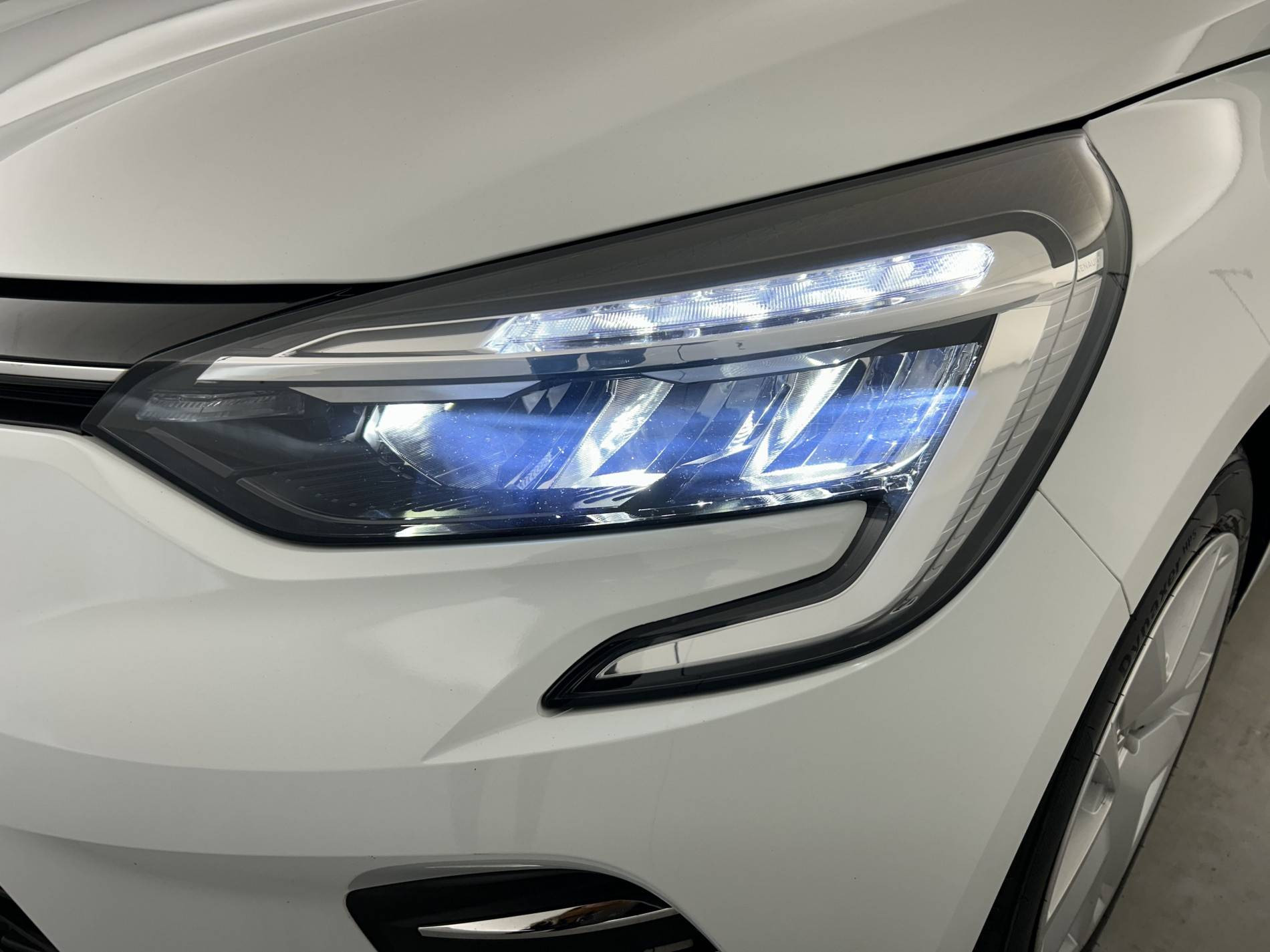 Vente en ligne Renault Clio 5 Clio SCe 65 - 21N au prix de 12 991 €