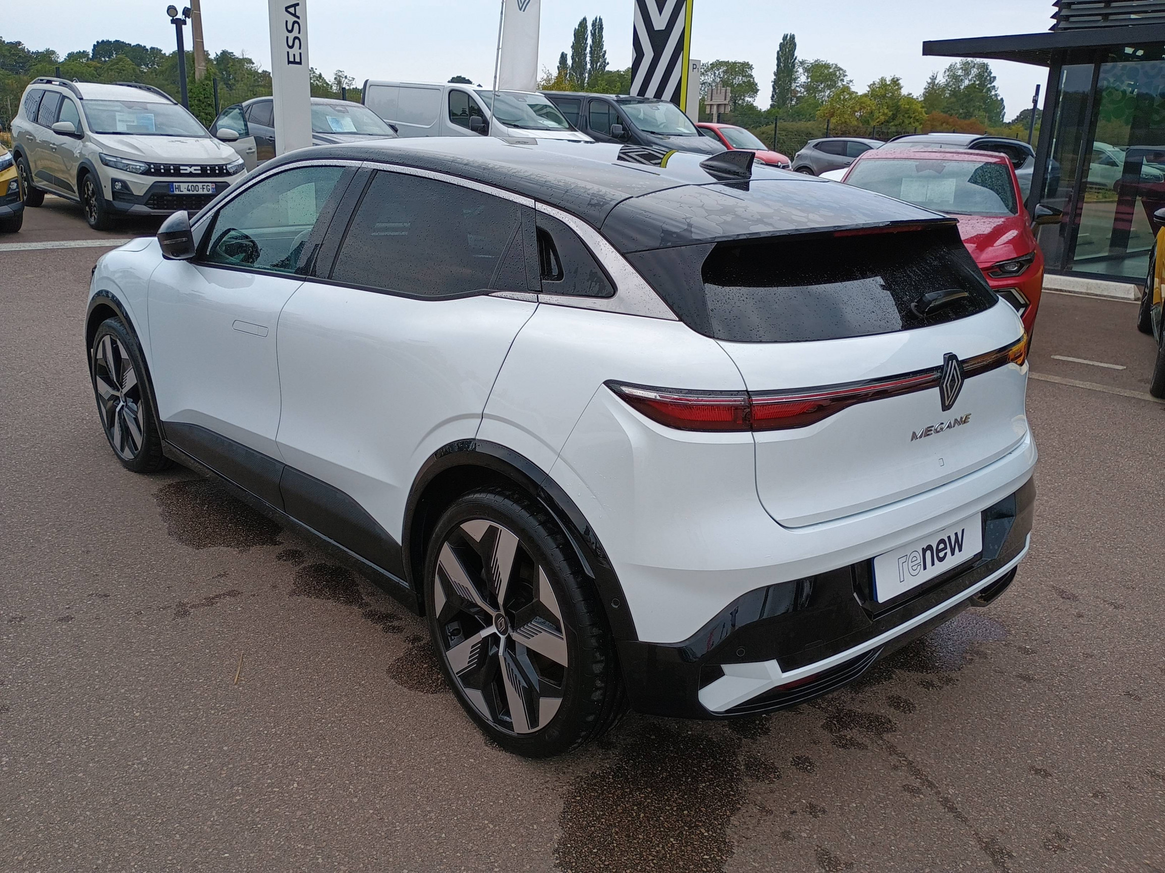 Vente en ligne Renault Megane E-Tech  EV60 220 ch super charge au prix de 25 991 €