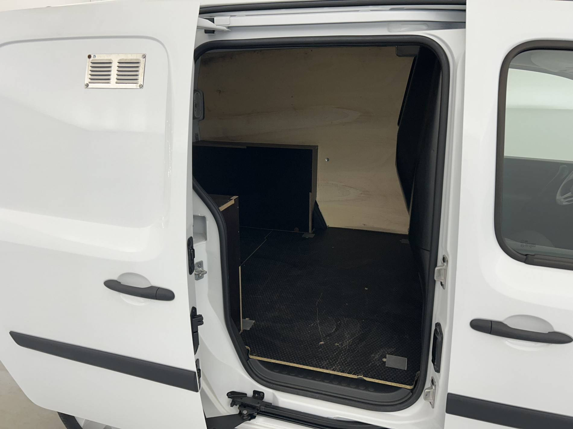 Vente en ligne Renault Kangoo Electrique  ACHAT INTEGRAL au prix de 10 990 €