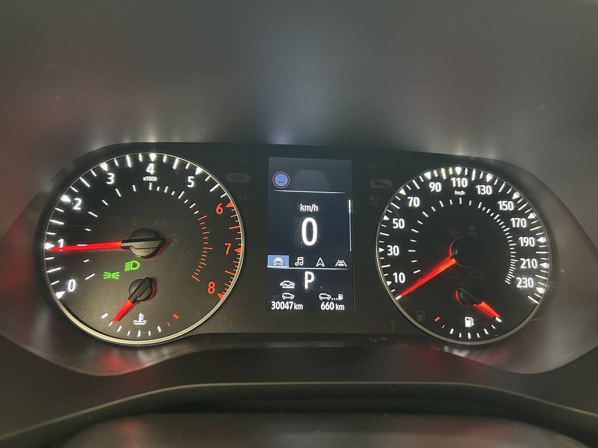 Vente en ligne Renault Arkana  mild hybrid 140 EDC FAP - 22 au prix de 19 590 €