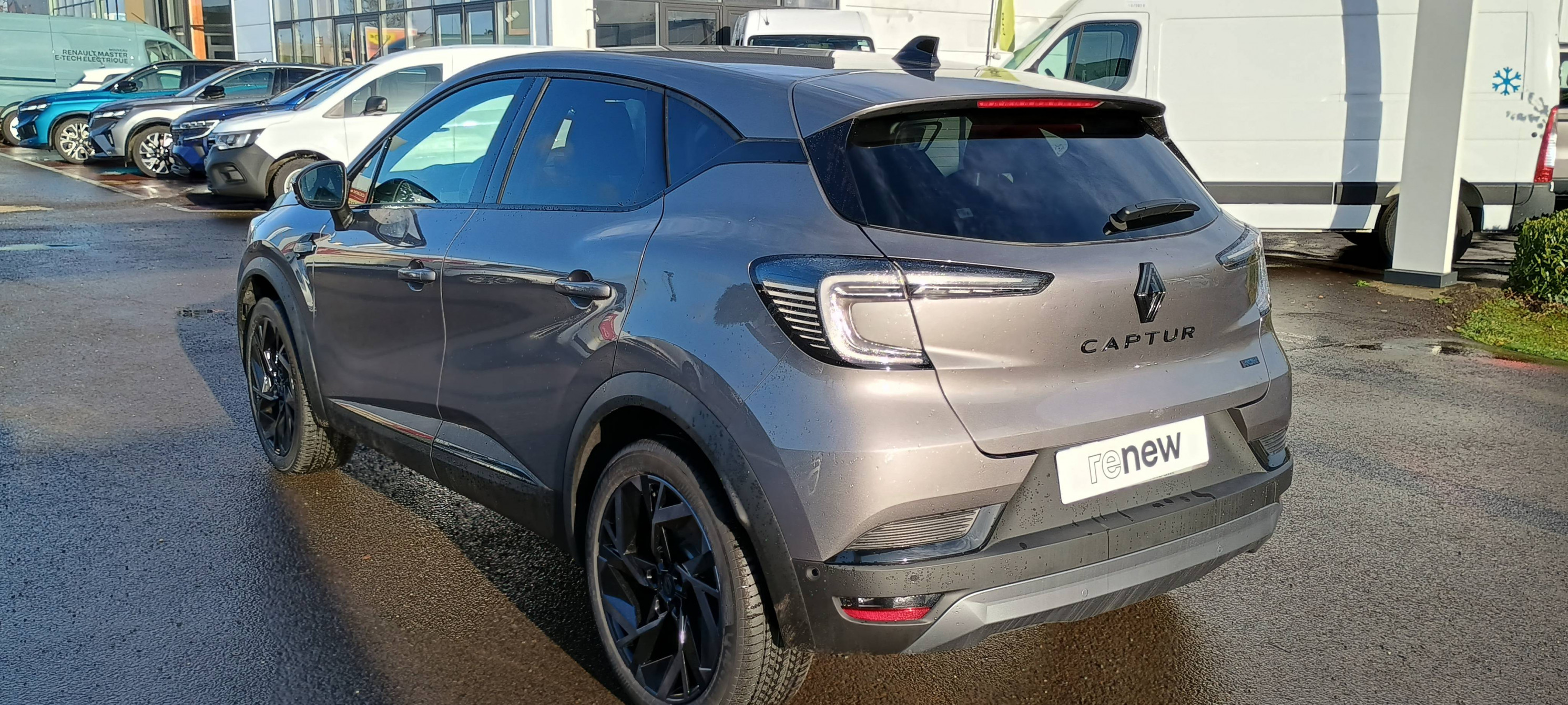 Vente en ligne Renault Captur  E-Tech full hybrid 160 ch au prix de 30 990 €