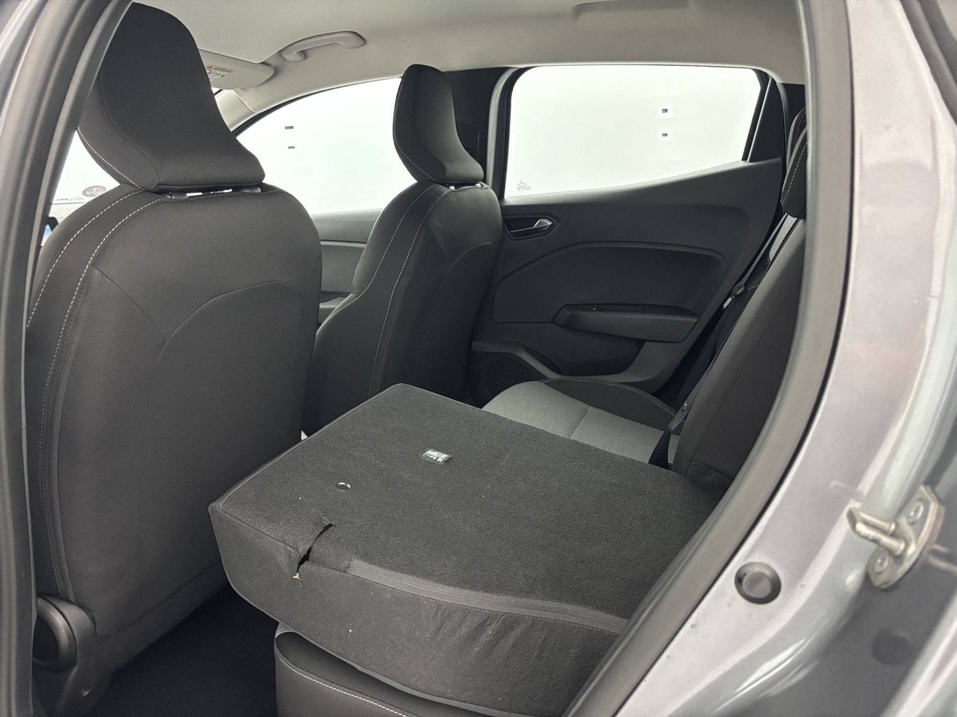 Vente en ligne Renault Clio 5 Clio TCe 90 au prix de 14 990 €