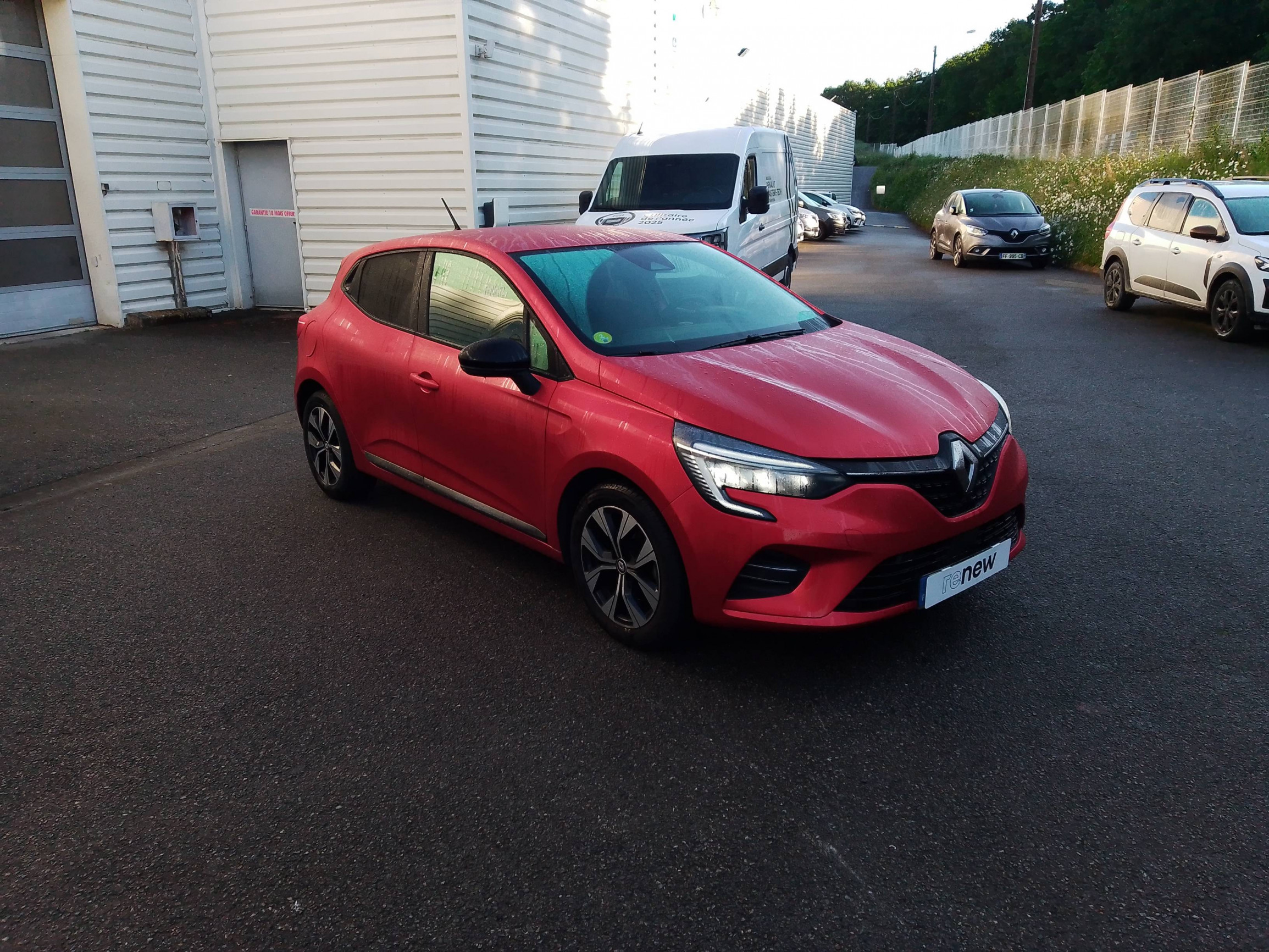Vente en ligne Renault Clio 5 Clio Blue dCi 100 au prix de 13 490 €