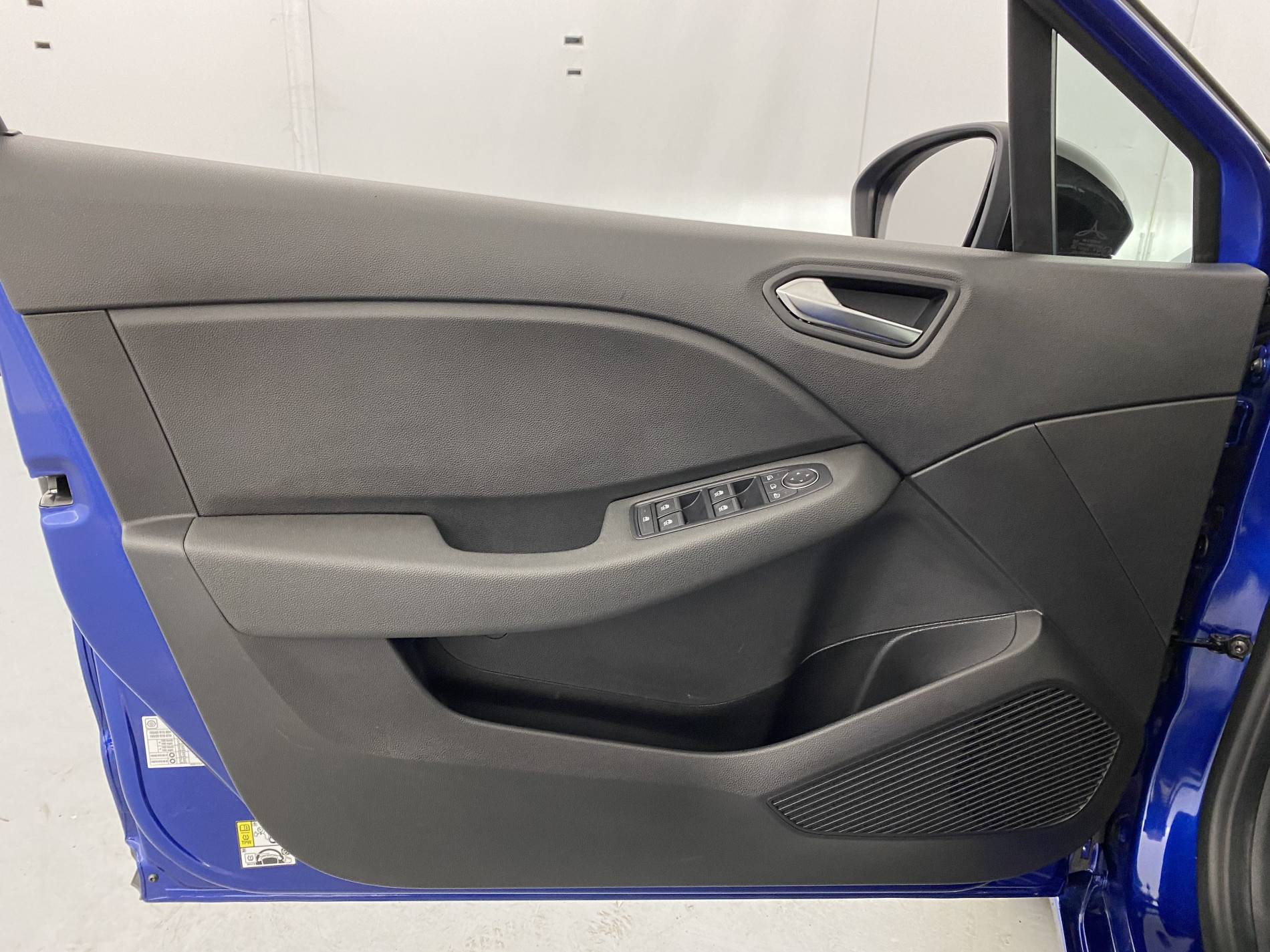 Vente en ligne Renault Clio 5 Clio TCe 90 au prix de 15 290 €