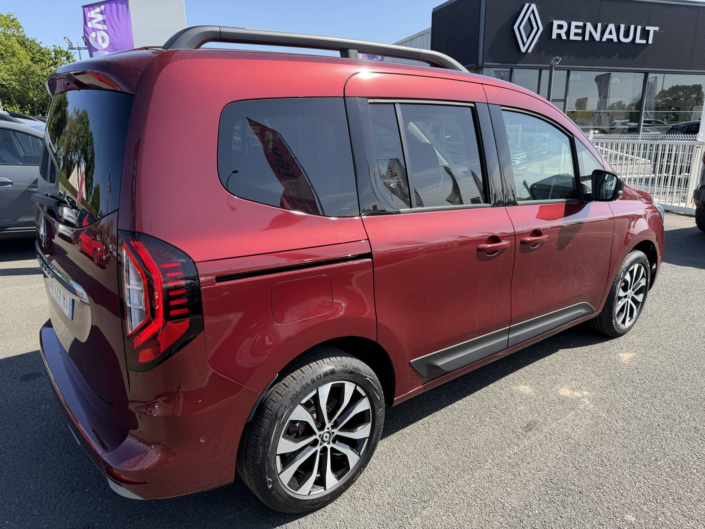 Vente en ligne Renault Kangoo E-Tech Kangoo E-Tech électrique EV45 11kW au prix de 22 990 €