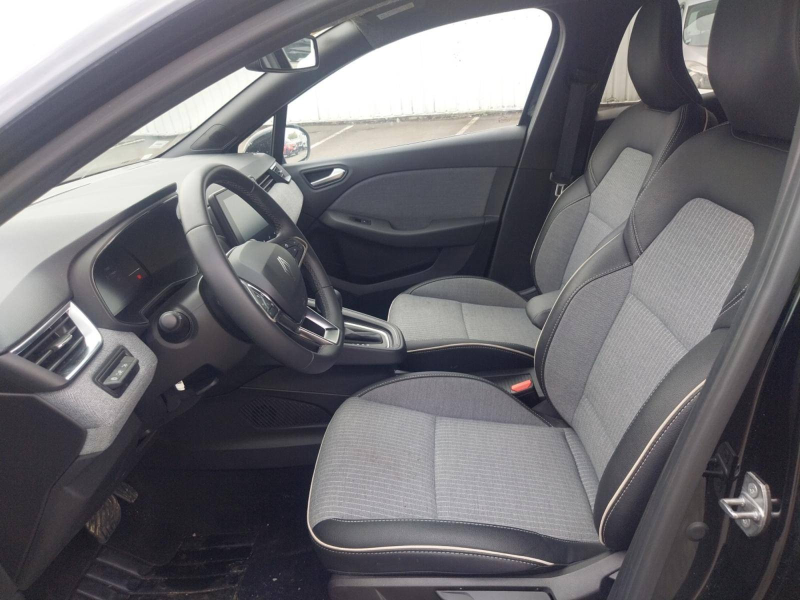 Vente en ligne Renault Clio 5 Clio E-Tech full hybrid 145 ch GSR2 au prix de 19 490 €