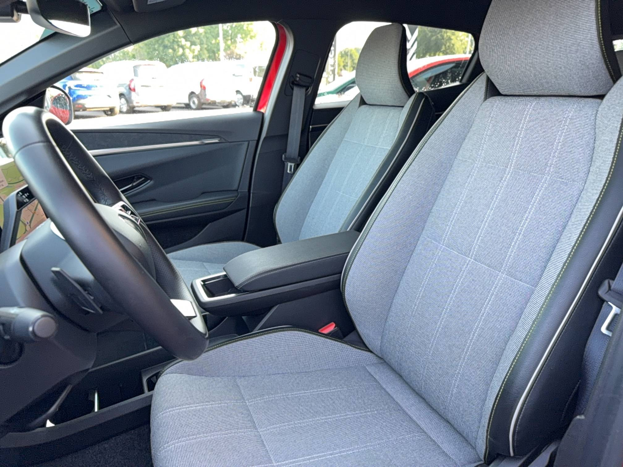 Vente en ligne Renault Megane E-Tech  220 ch autonomie confort AC7 au prix de 26 590 €