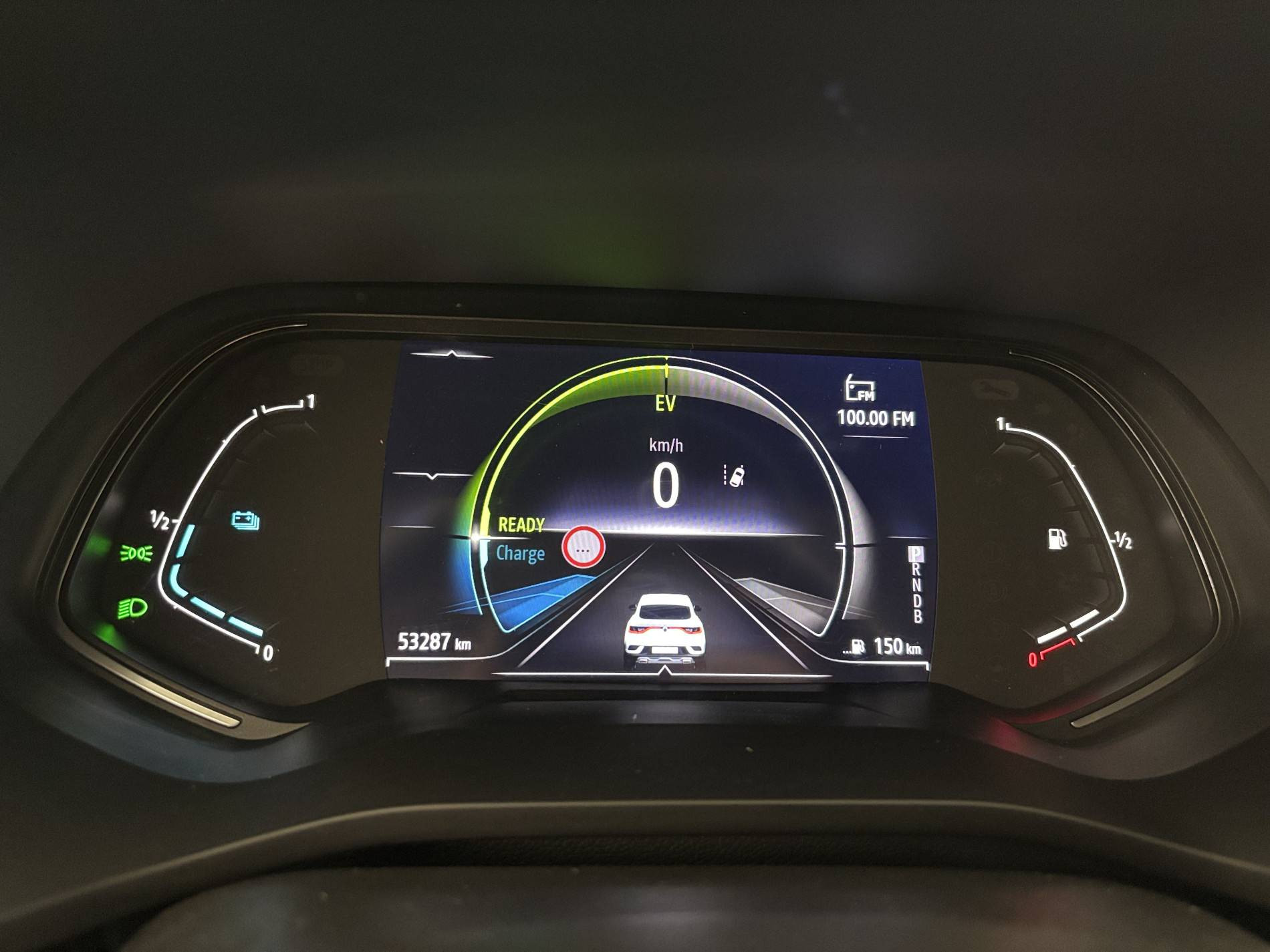 Vente en ligne Renault Arkana  E-Tech hybride 145 - 22 au prix de 18 990 €