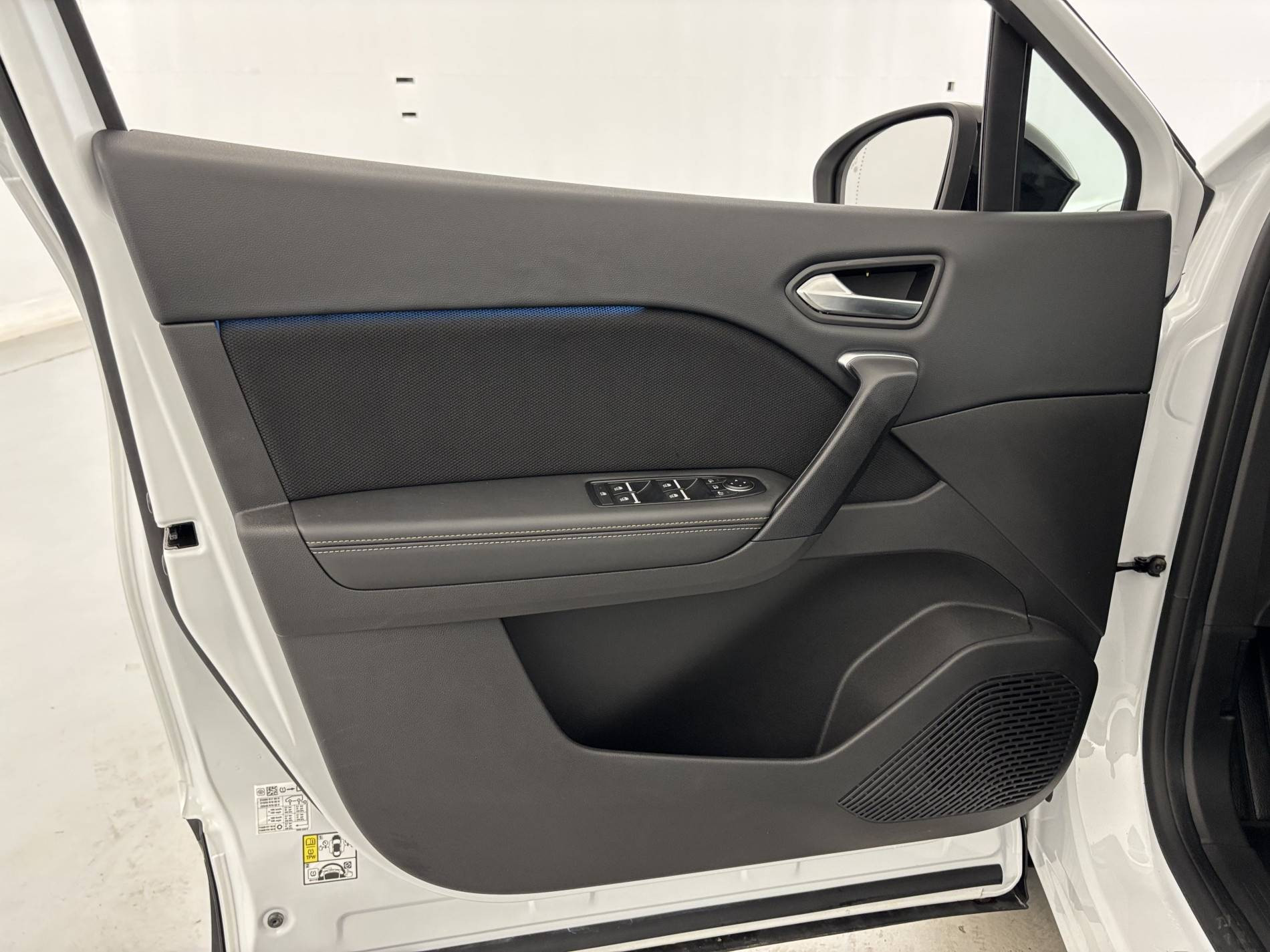 Vente en ligne Renault Symbioz  E-Tech full hybrid 145 au prix de 29 990 €