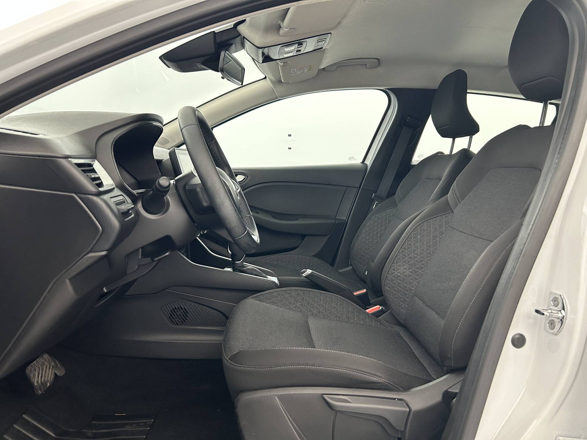 Vente en ligne Renault Clio 5 Clio E-Tech full hybrid 145 au prix de 14 490 €