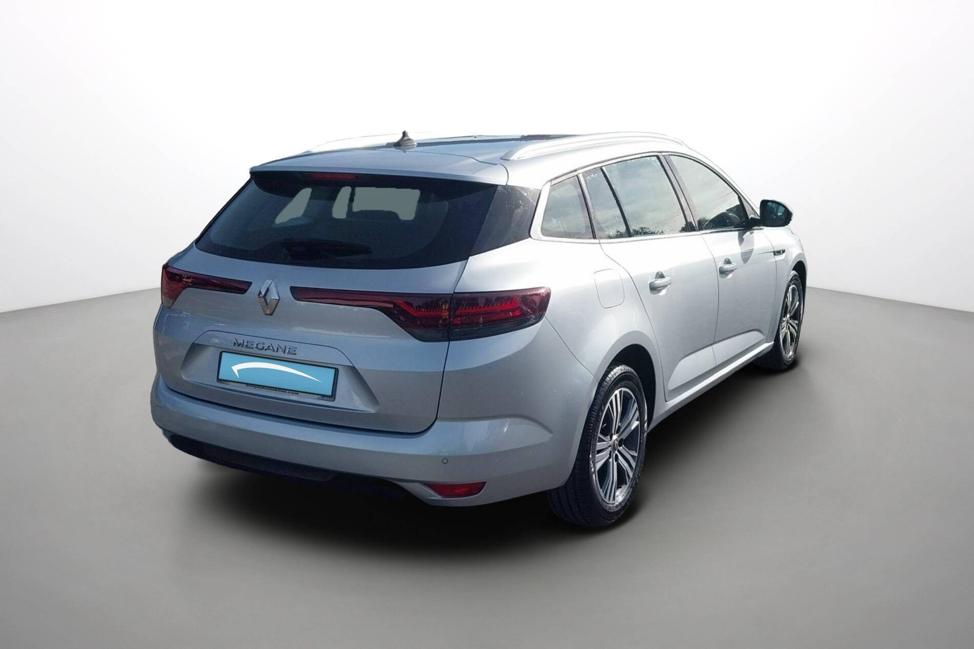 Vente en ligne Renault Megane 4 Estate  TCe 140 au prix de 15 990 €