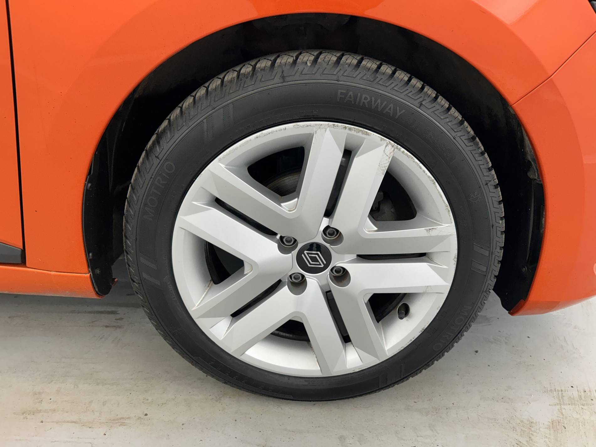 Vente en ligne Renault Clio 5 Clio TCe 100 GPL au prix de 14 390 €