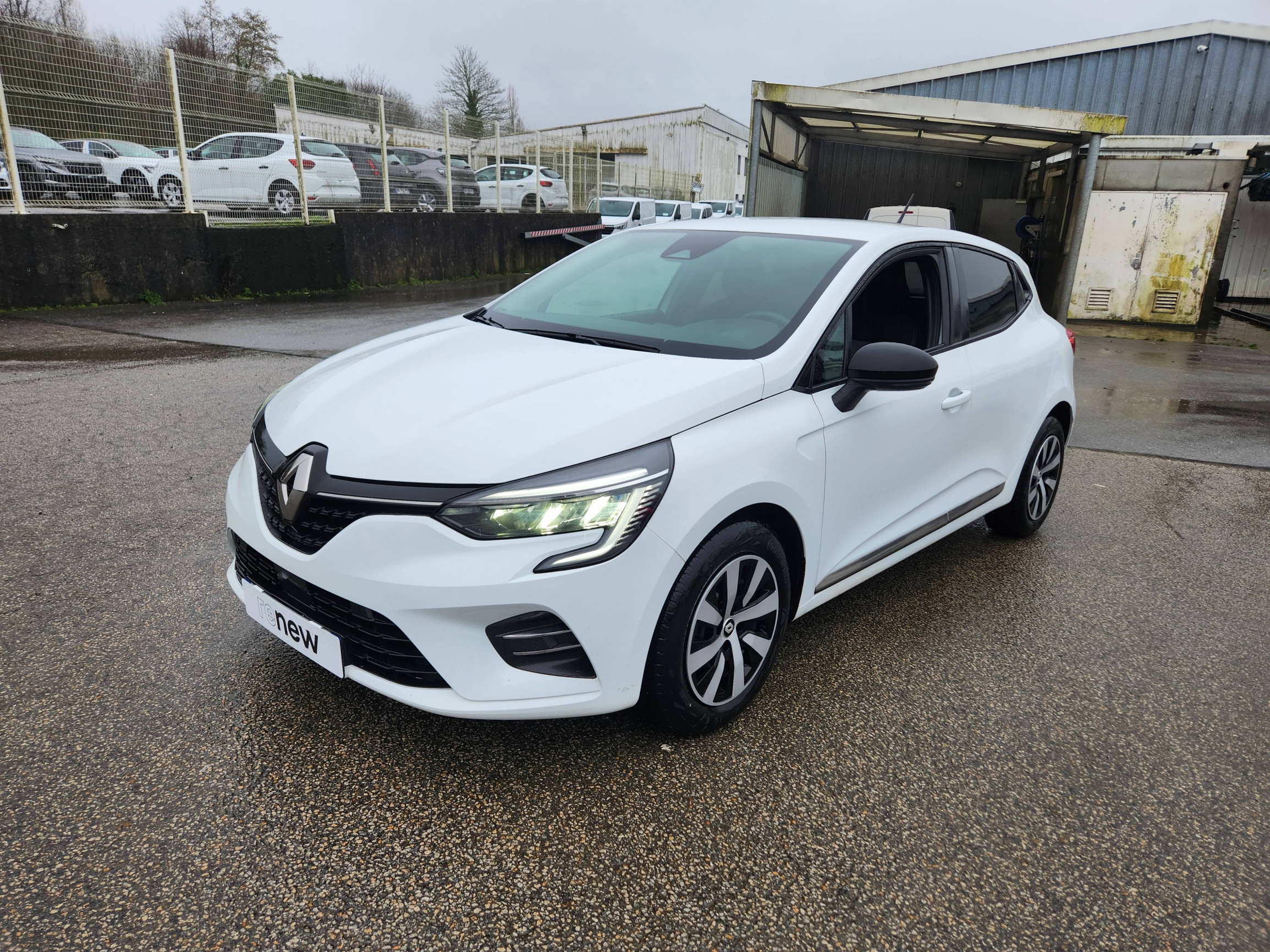 Vente en ligne Renault Clio 5 Clio TCe 90 au prix de 14 490 €
