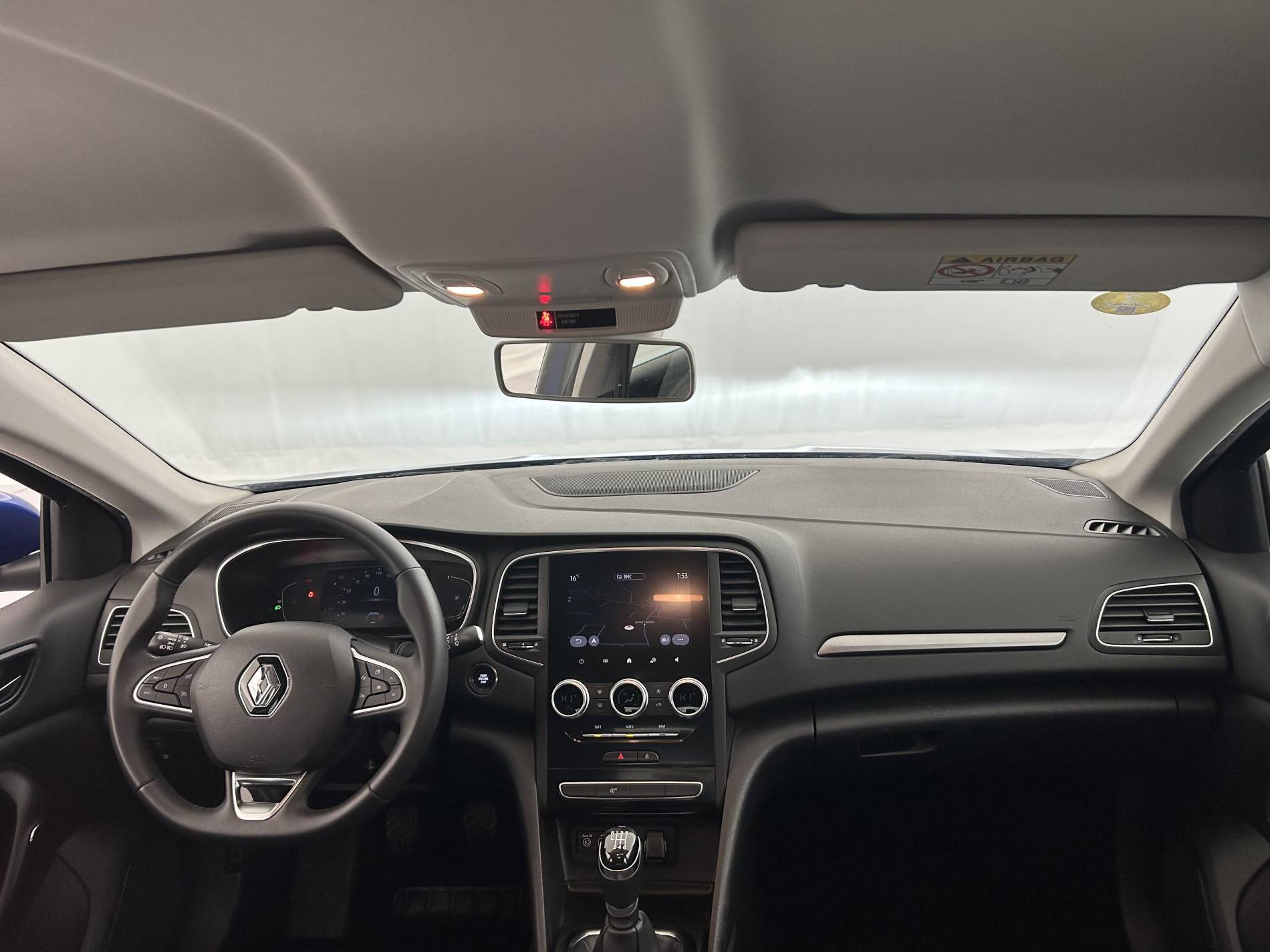 Vente en ligne Renault Megane 4  Blue dCi 115 au prix de 16 490 €