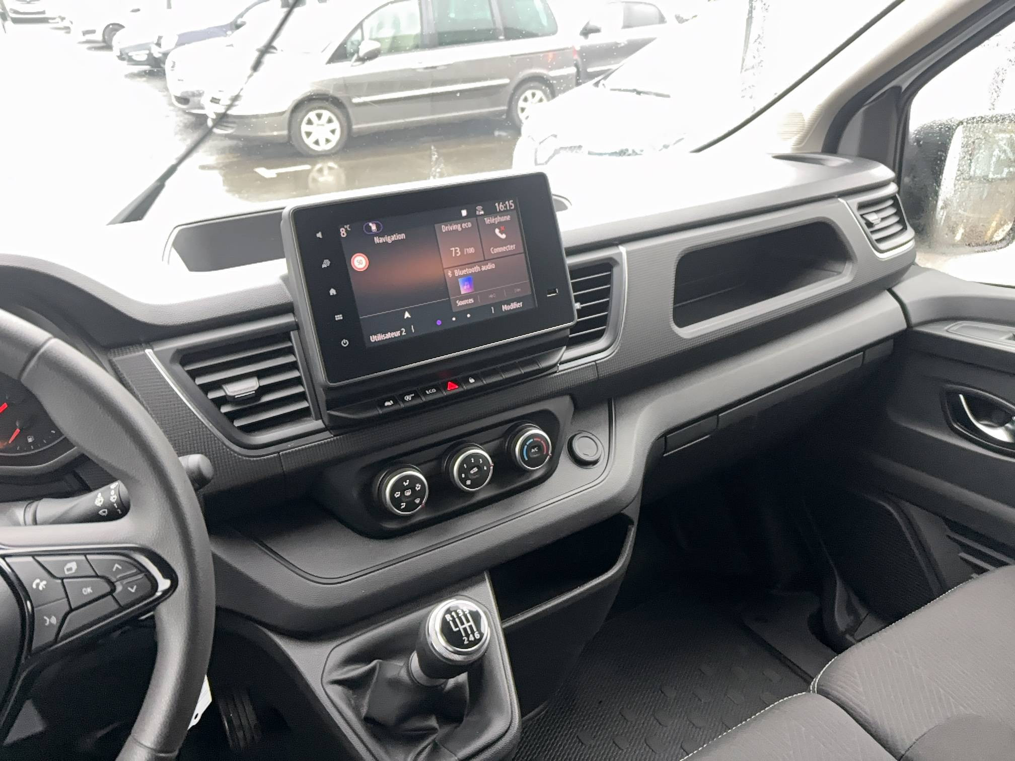 Vente en ligne Renault Trafic 3 Fourgon TRAFIC FGN L1H1 2800 KG BLUE DCI 130 au prix de 17 500 €