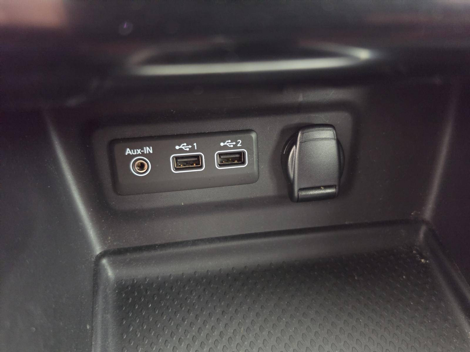 Vente en ligne Renault Megane 4  TCe 140 au prix de 16 490 €