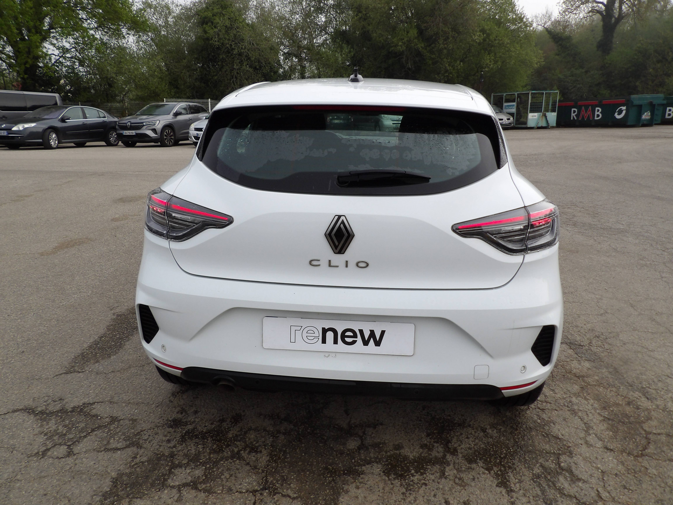 Vente en ligne Renault Clio 5 Clio TCe 90 au prix de 14 999 €