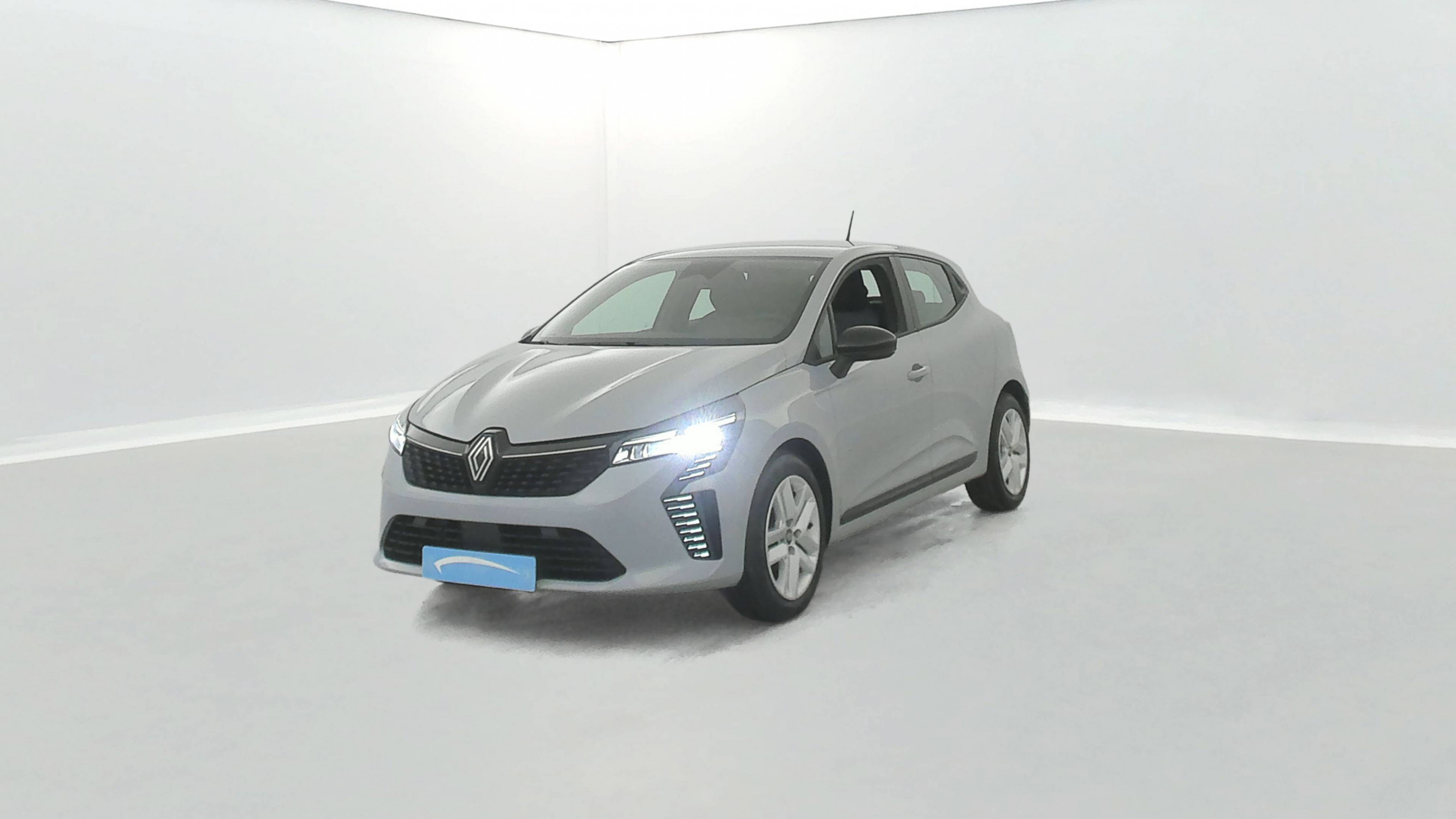 Vente en ligne Renault Clio 5 Clio TCe 90 au prix de 15 990 €