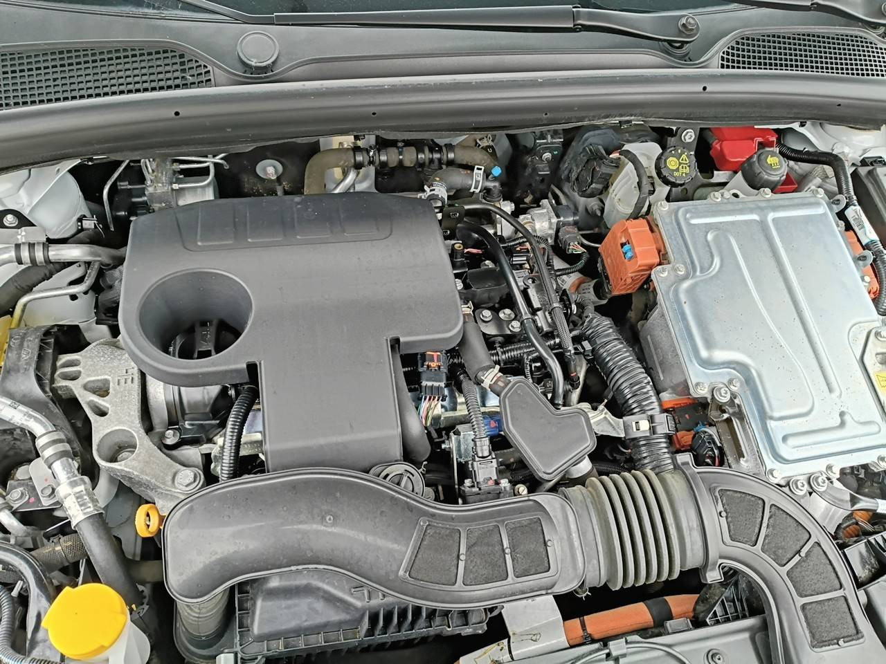 Vente en ligne Renault Clio 5 Clio E-Tech full hybrid 145 au prix de 16 490 €