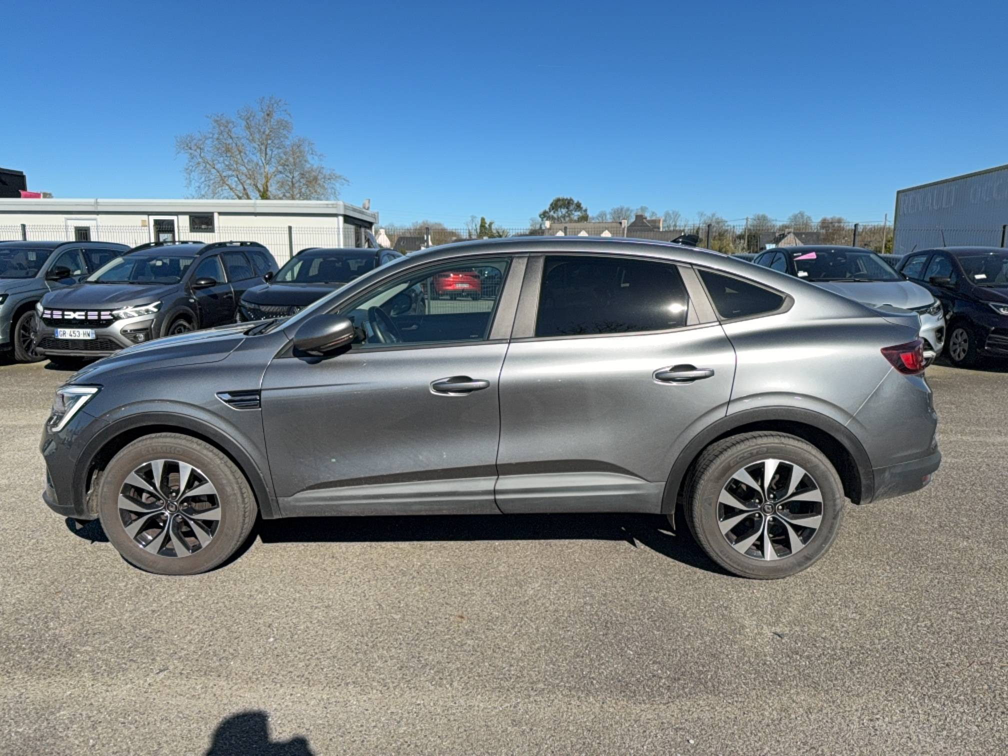 Vente en ligne Renault Arkana  mild hybrid 140 EDC FAP - 22 au prix de 18 290 €
