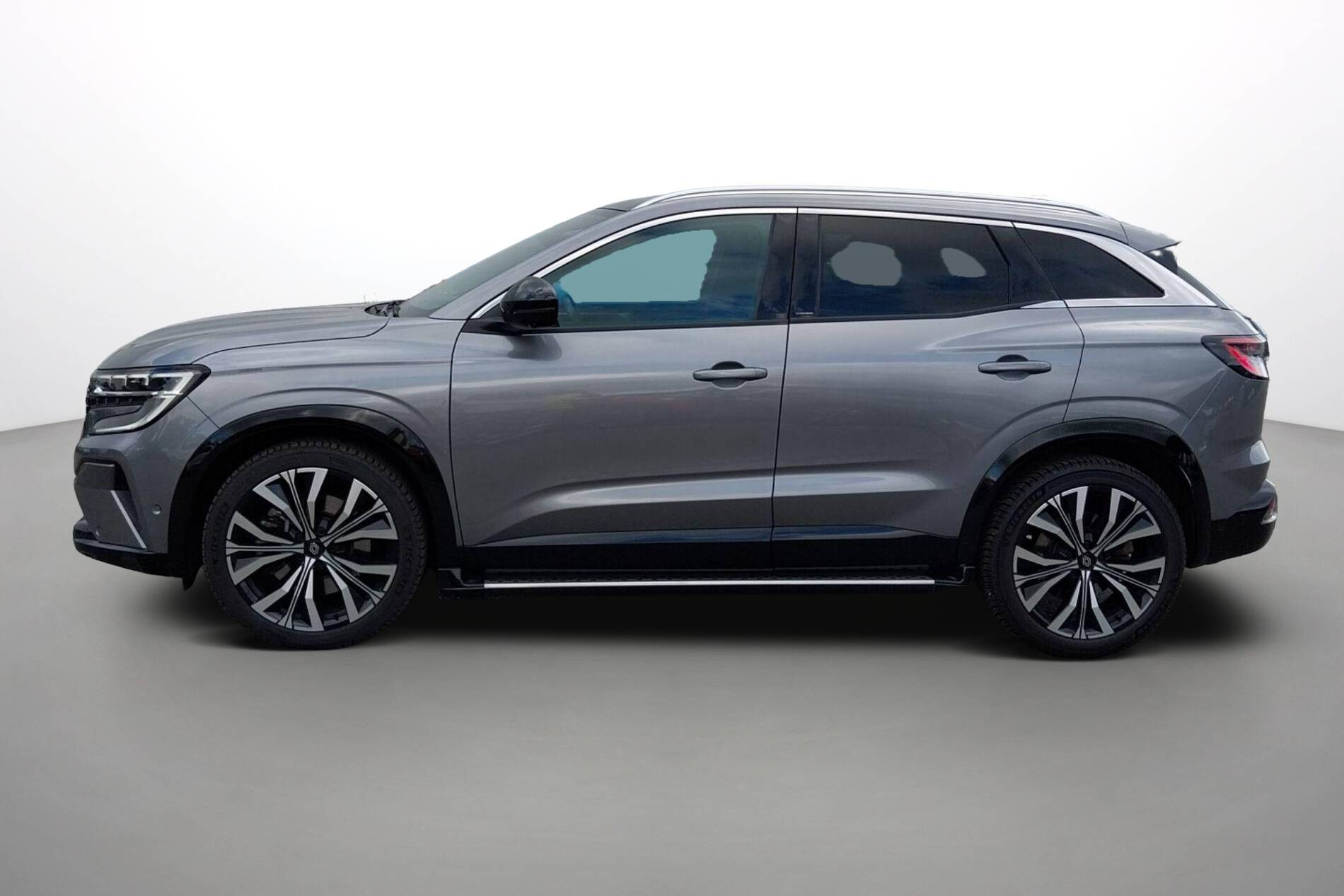 Vente en ligne Renault Austral  E-Tech hybrid 200 Iconic au prix de 29 490 €