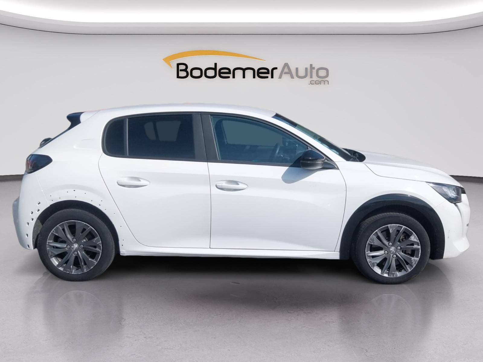 Vente en ligne Peugeot E-208  50 kWh 136ch au prix de 17 890 €