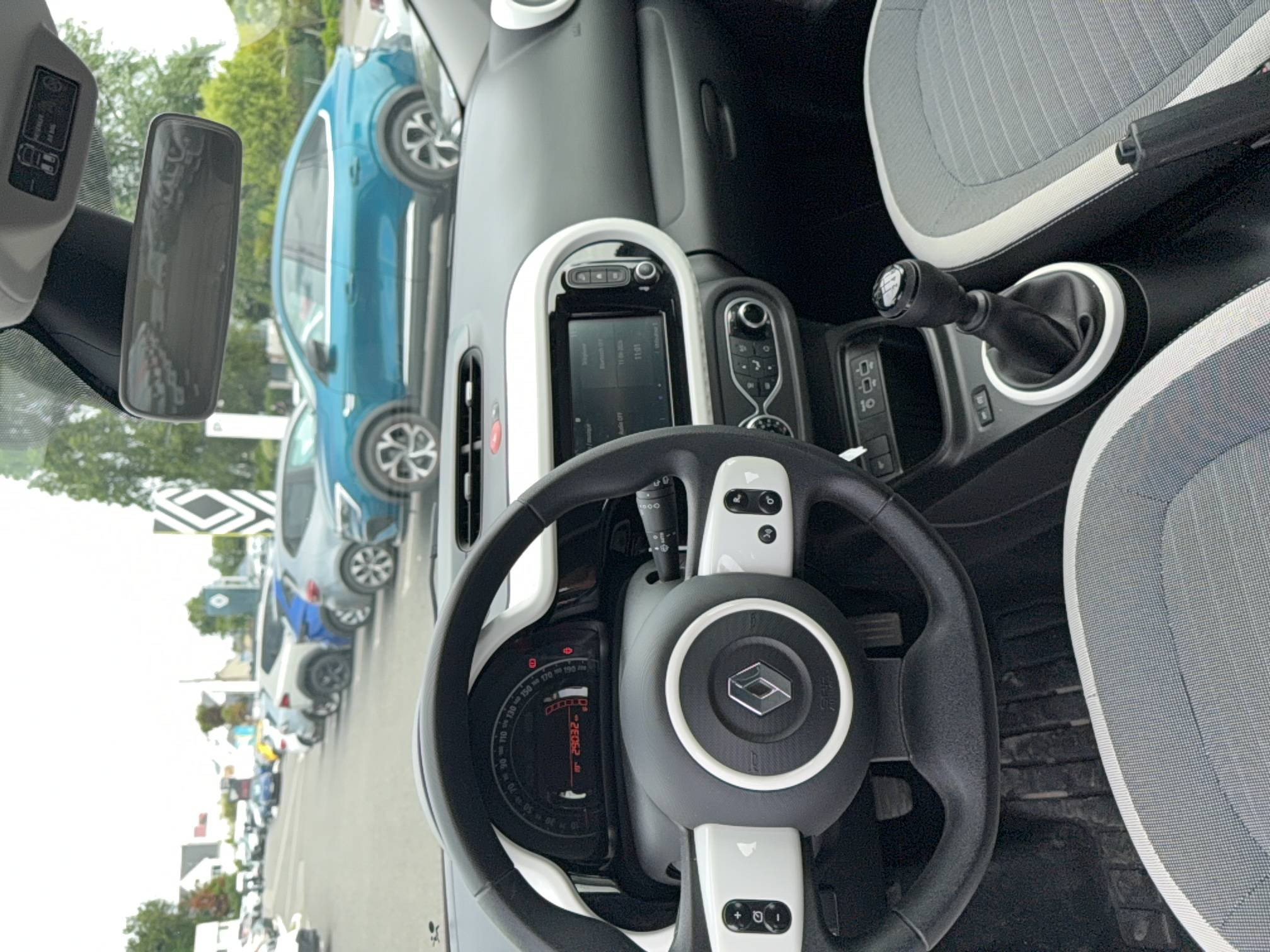 Vente en ligne Renault Twingo 3  SCe 65 - 21 au prix de 11 990 €
